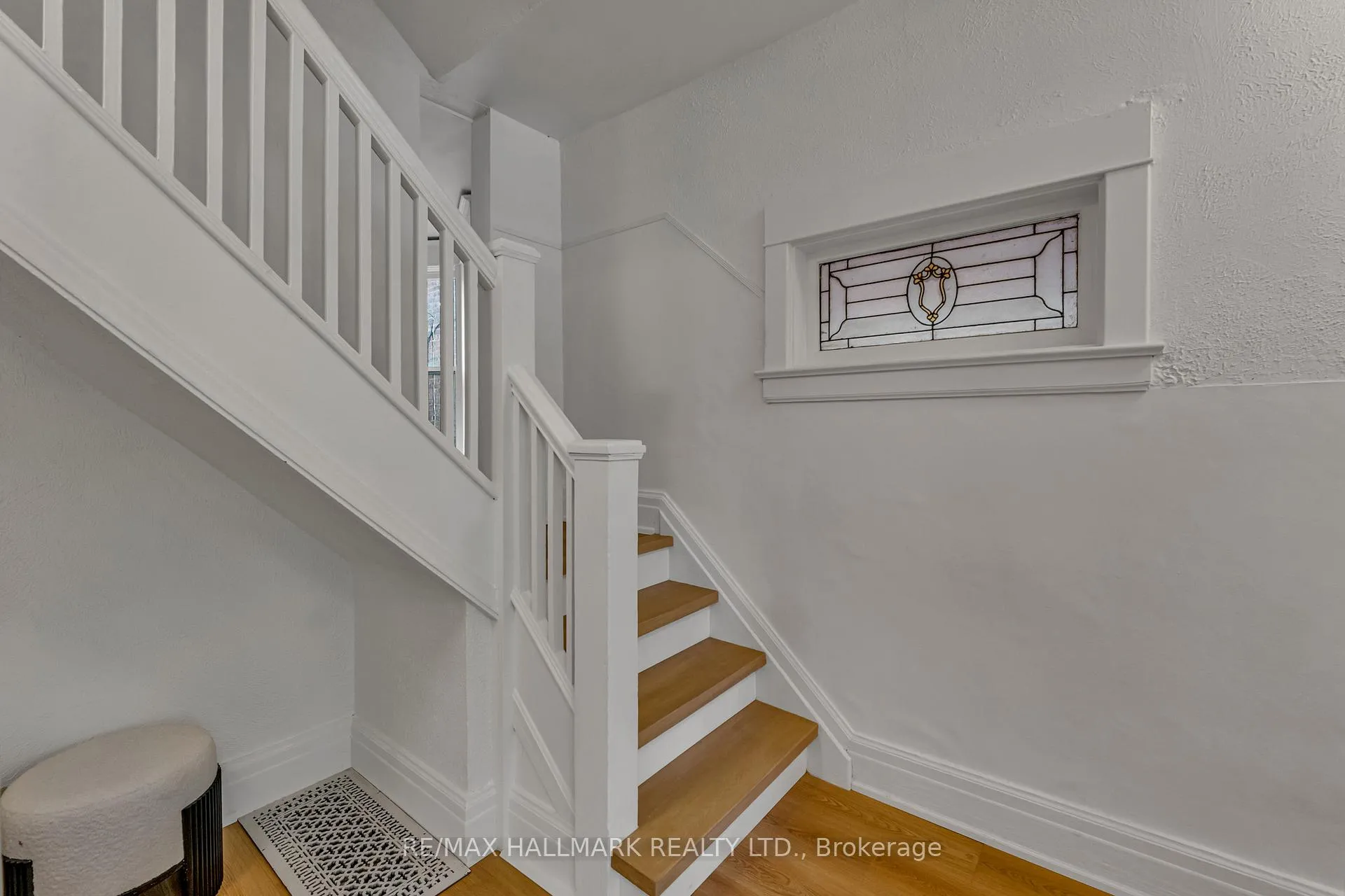 Photo 5 of 49 Ravina Crescent, Toronto, Blake-Jones — HOMEH