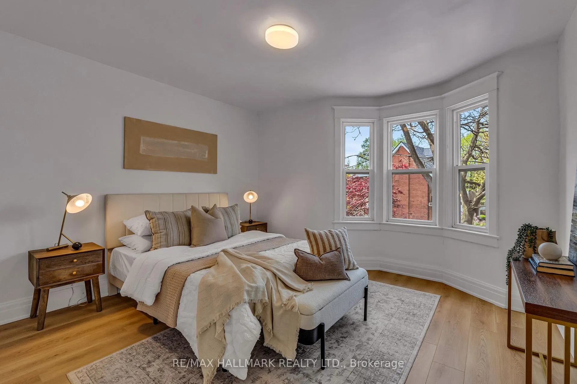 Photo 20 of 49 Ravina Crescent, Toronto, Blake-Jones — HOMEH