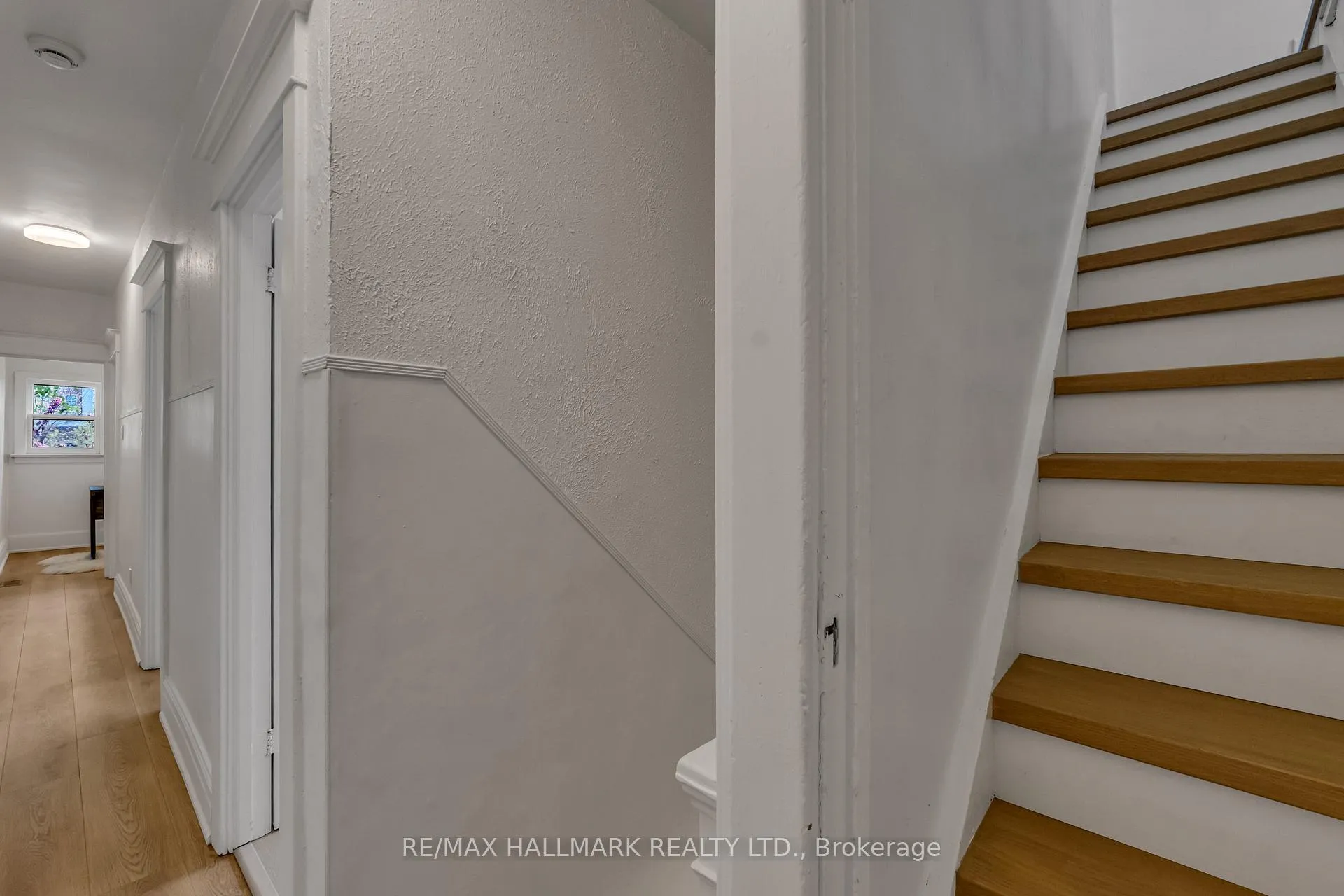 Photo 32 of 49 Ravina Crescent, Toronto, Blake-Jones — HOMEH