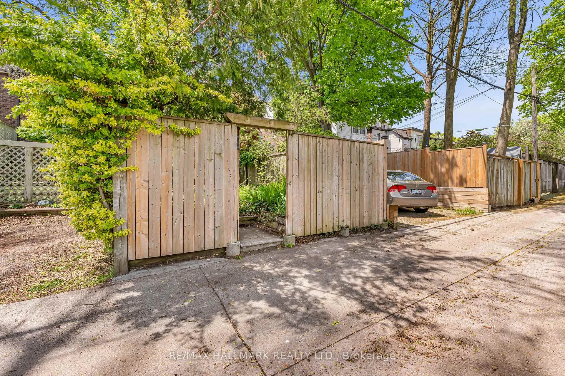 Photo 44 of 49 Ravina Crescent, Toronto, Blake-Jones — HOMEH