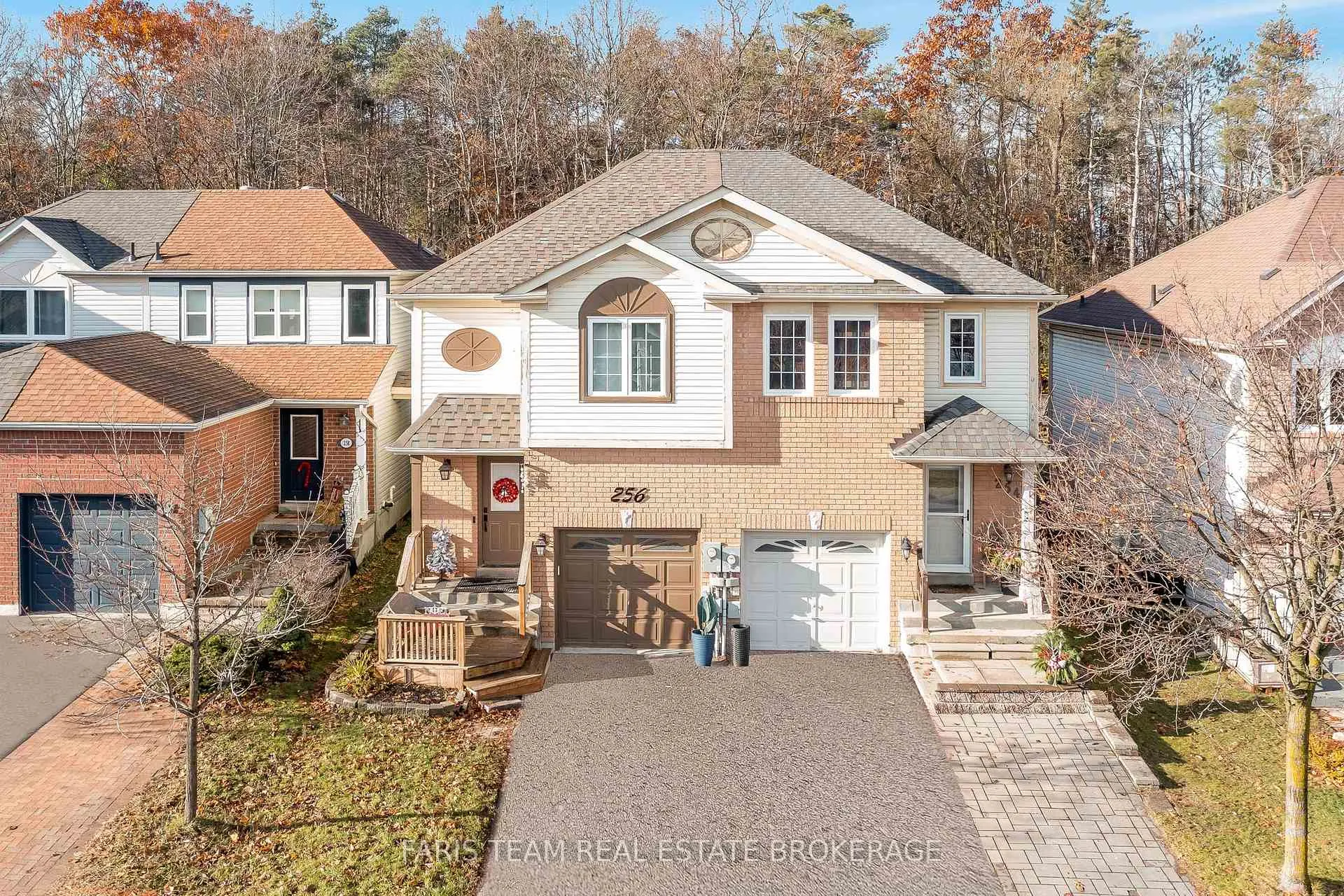 Photo 1 of 256 Ferndale Drive S, Barrie, Ardagh — HOMEH