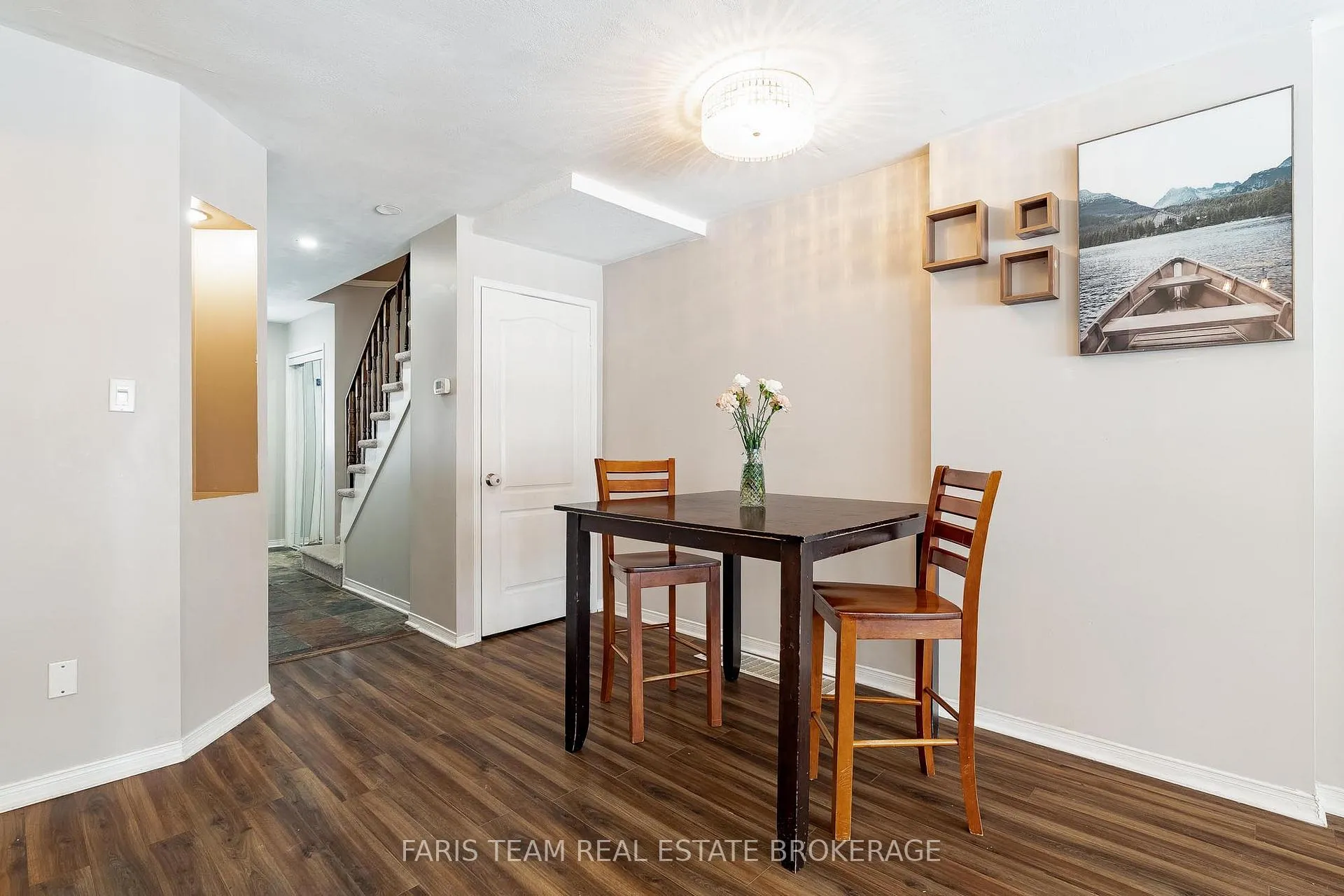 Photo 12 of 256 Ferndale Drive S, Barrie, Ardagh — HOMEH
