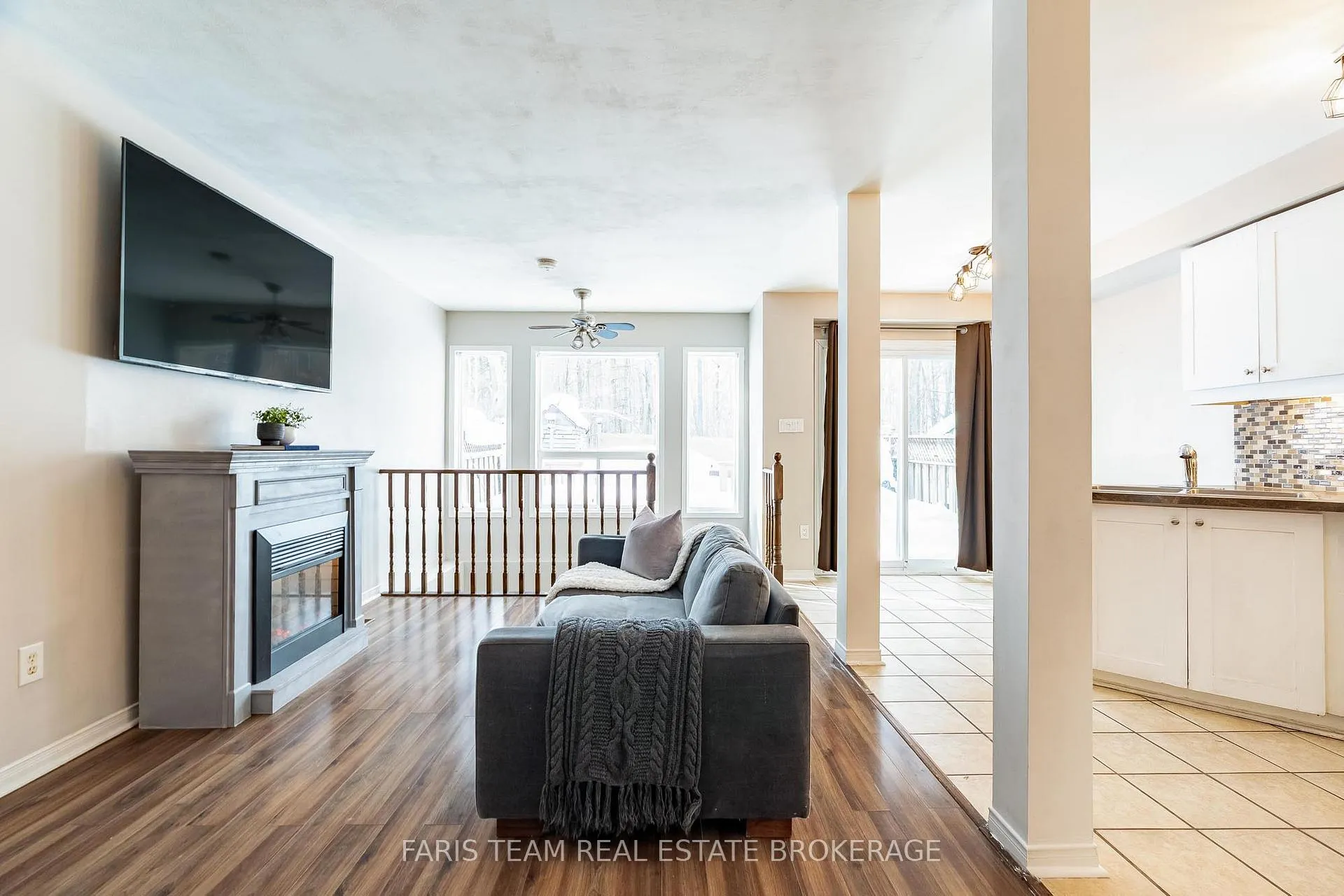 Photo 14 of 256 Ferndale Drive S, Barrie, Ardagh — HOMEH