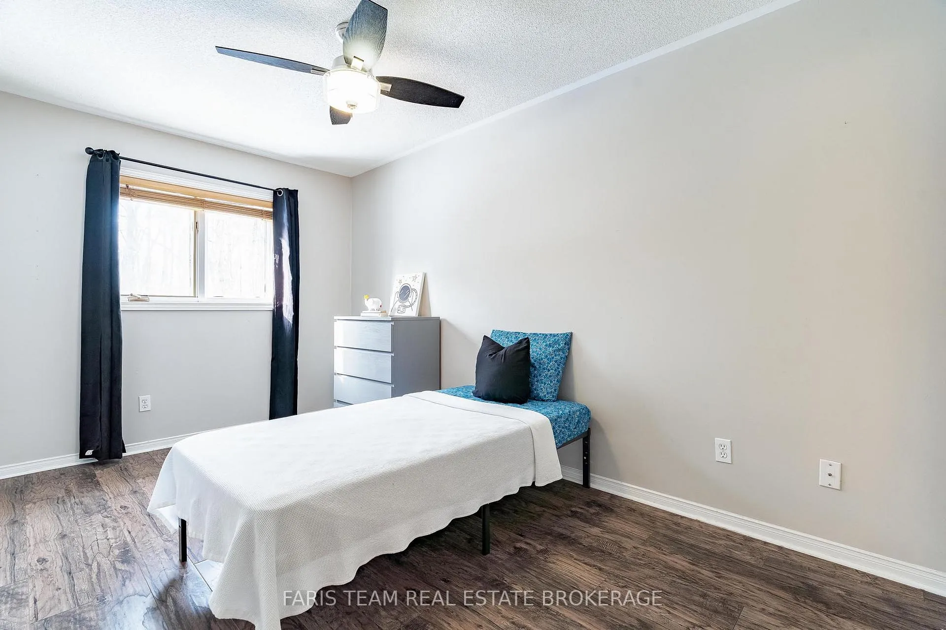 Photo 22 of 256 Ferndale Drive S, Barrie, Ardagh — HOMEH