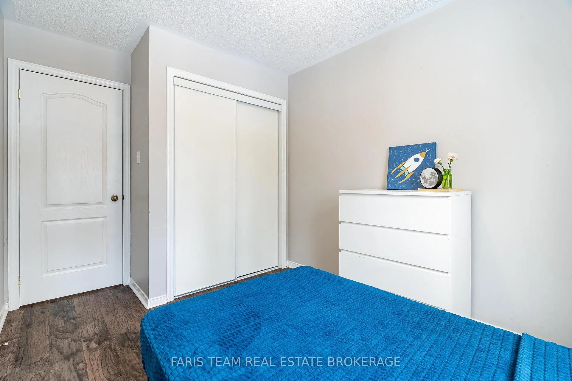 Photo 25 of 256 Ferndale Drive S, Barrie, Ardagh — HOMEH