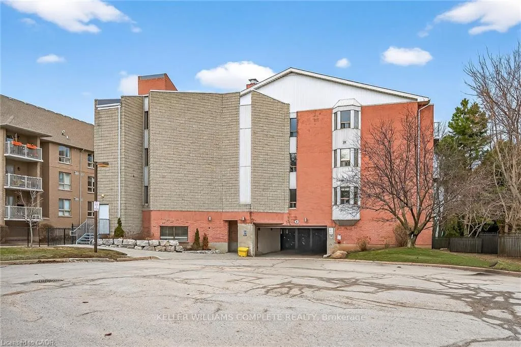 Photo 43 of Unit 208, 6 Niagara Street, Grimsby, Grimsby West — HOMEH