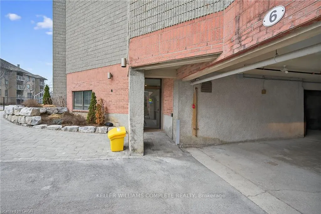 Photo 46 of Unit 208, 6 Niagara Street, Grimsby, Grimsby West — HOMEH