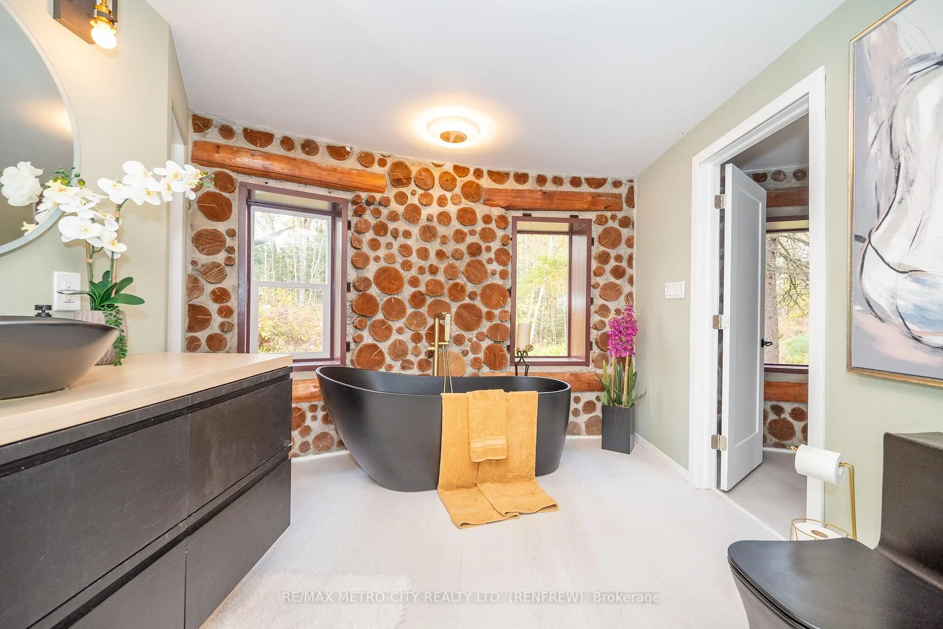 Photo 25 of 28034 Highway 41, Greater Madawaska — HOMEH