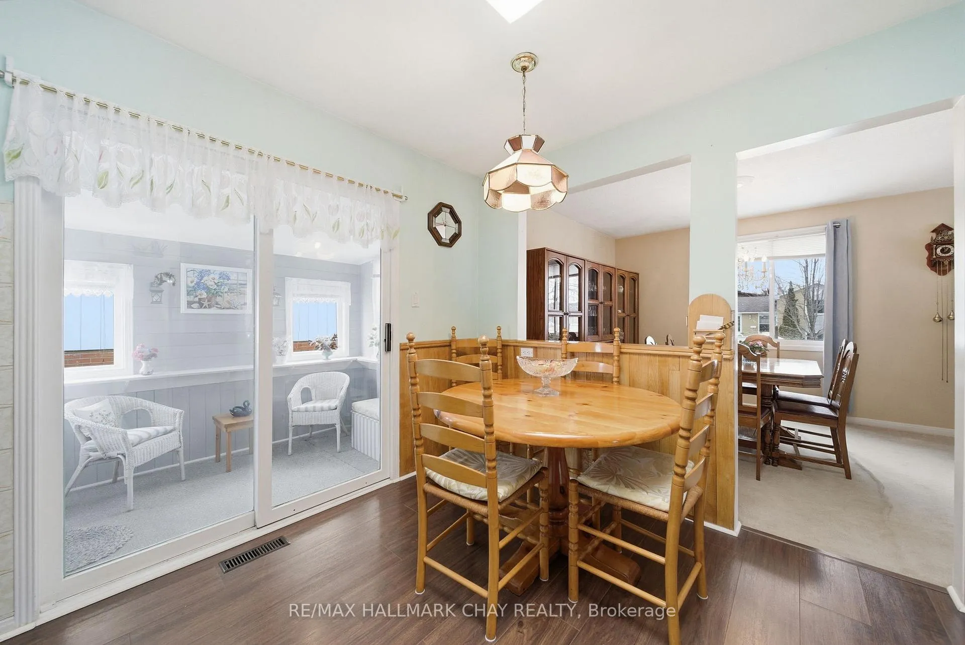 Photo 12 of 5 Austen Lane, Barrie, Letitia Heights — HOMEH