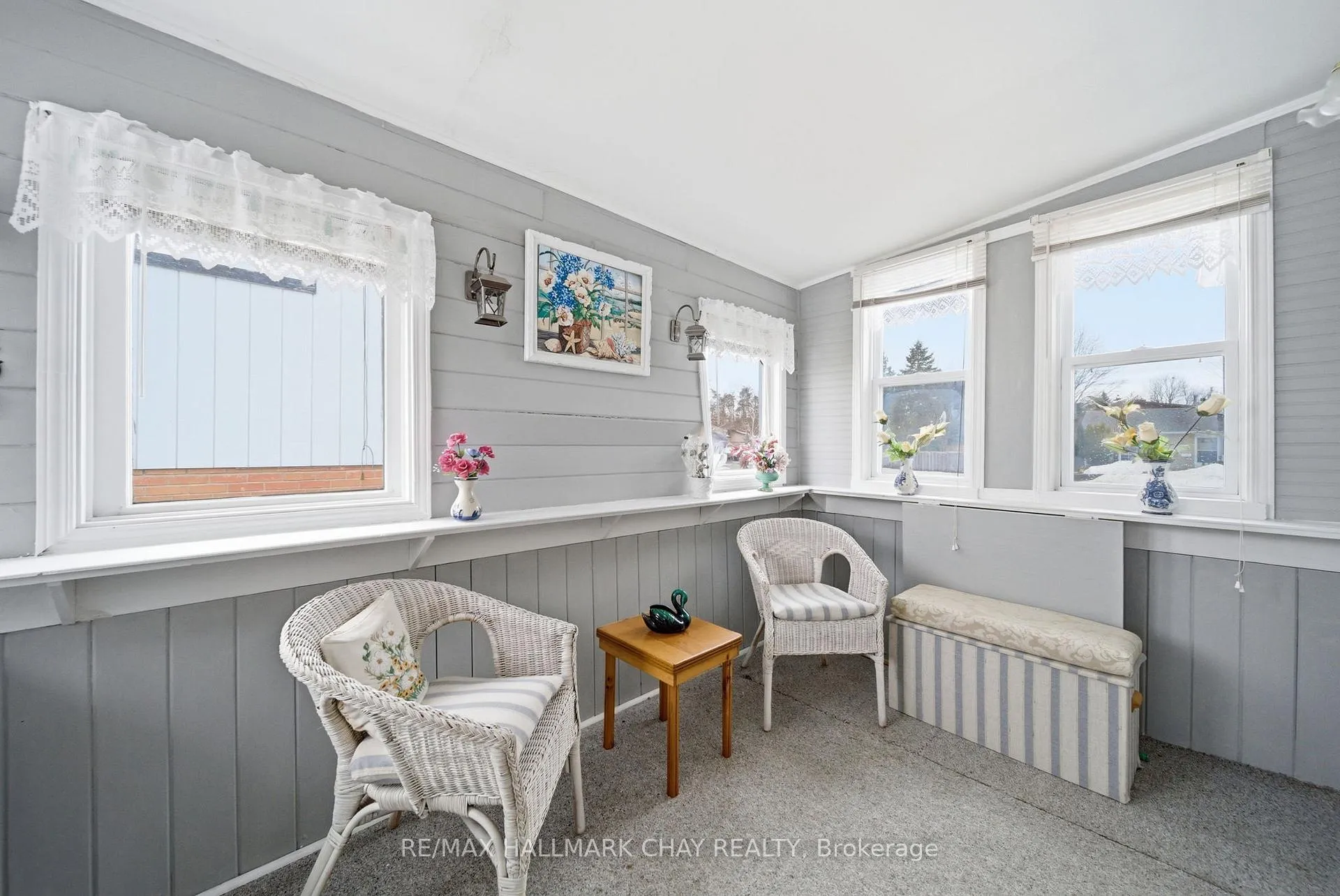 Photo 15 of 5 Austen Lane, Barrie, Letitia Heights — HOMEH