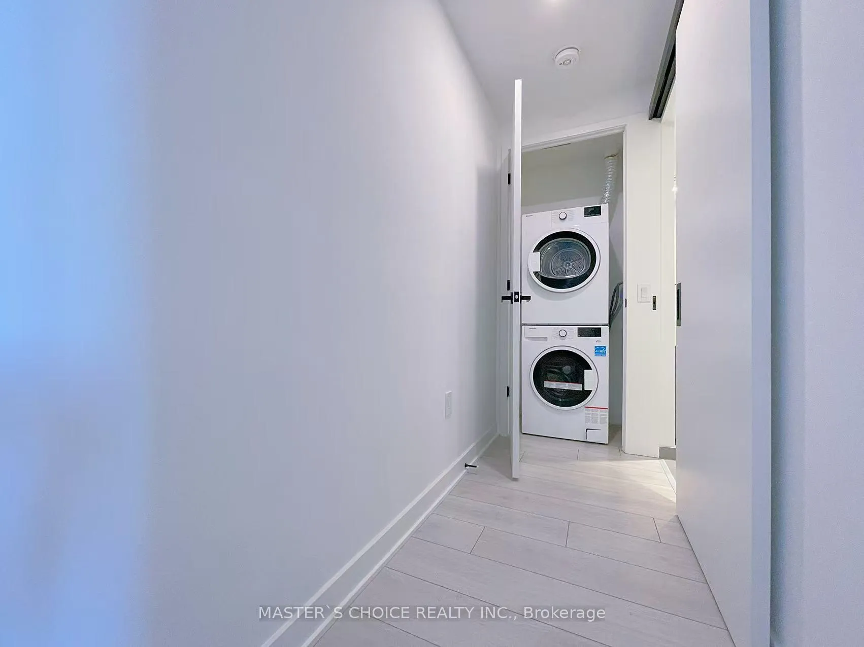 Photo 7 of Unit 3201, 55 Charles Street E, Toronto, Church-Yonge Corridor — HOMEH