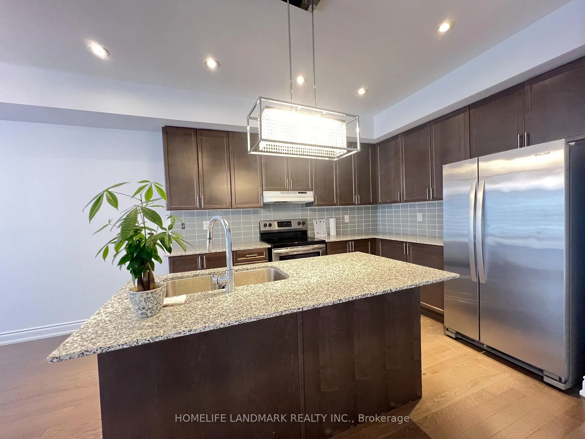 Photo 7 of 117 Lichfield Road, Markham, Unionville — HOMEH