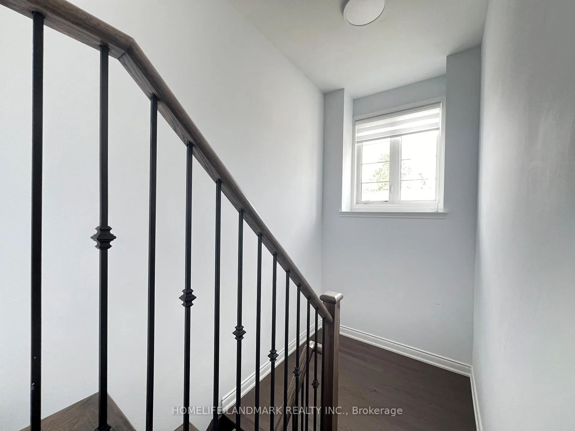 Photo 10 of 117 Lichfield Road, Markham, Unionville — HOMEH