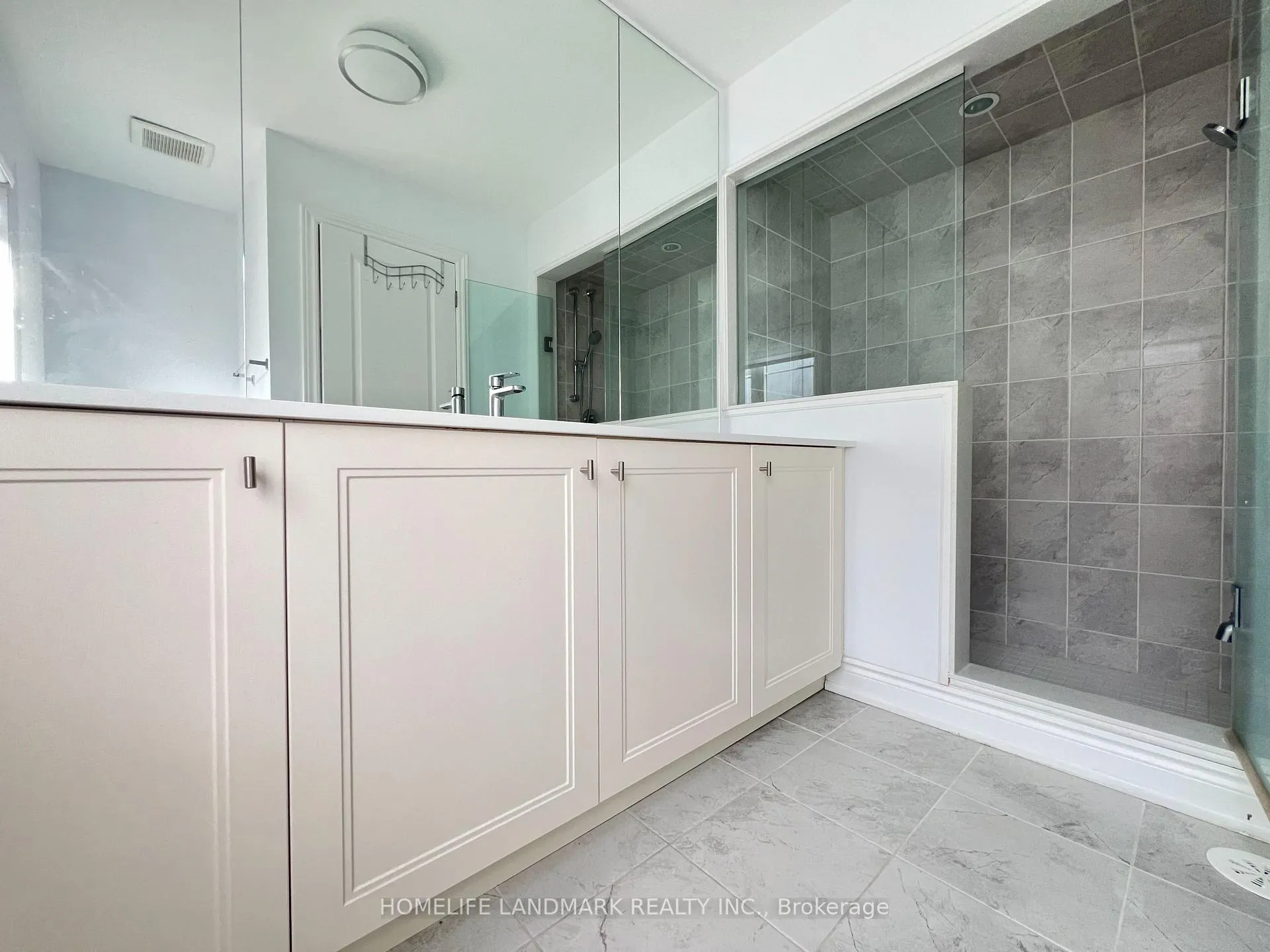 Photo 15 of 117 Lichfield Road, Markham, Unionville — HOMEH