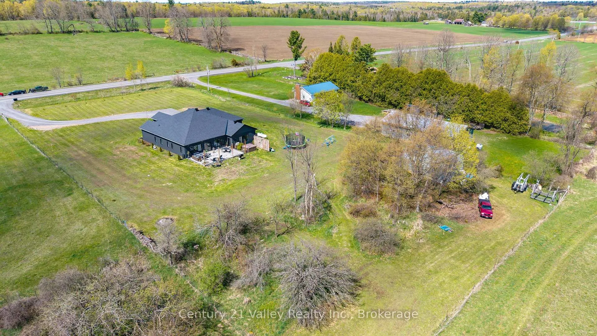 Photo 7 of 1174 Burnstown Road, McNab/Braeside, Mcnab/Braeside Twps — HOMEH