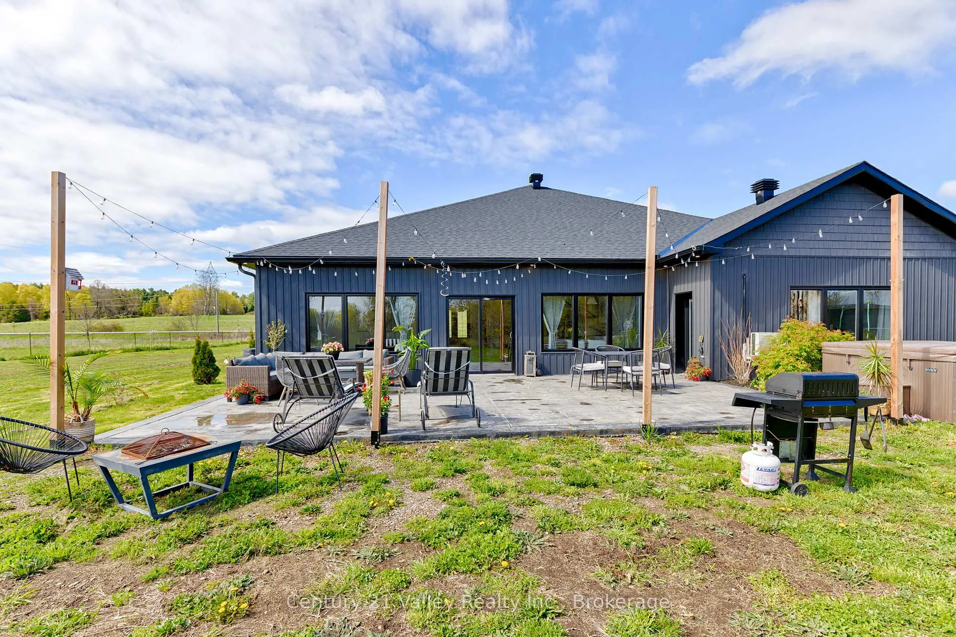 Photo 9 of 1174 Burnstown Road, McNab/Braeside, Mcnab/Braeside Twps — HOMEH