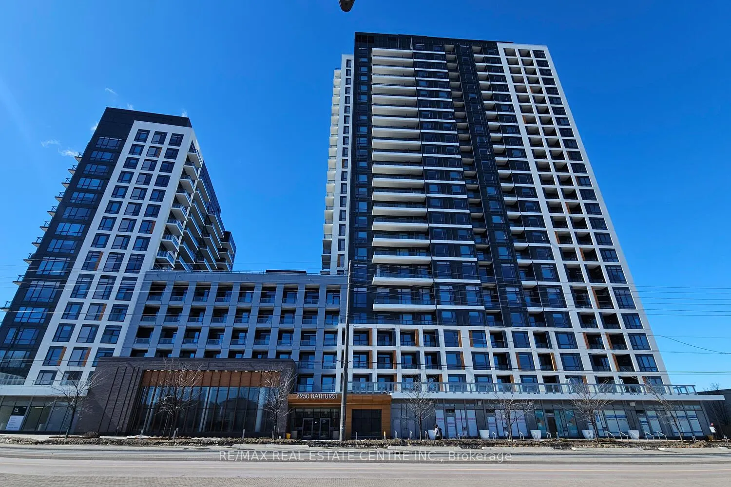 Photo 2 of Unit 416, 7950 Bathurst Street, Vaughan, Beverley Glen — HOMEH