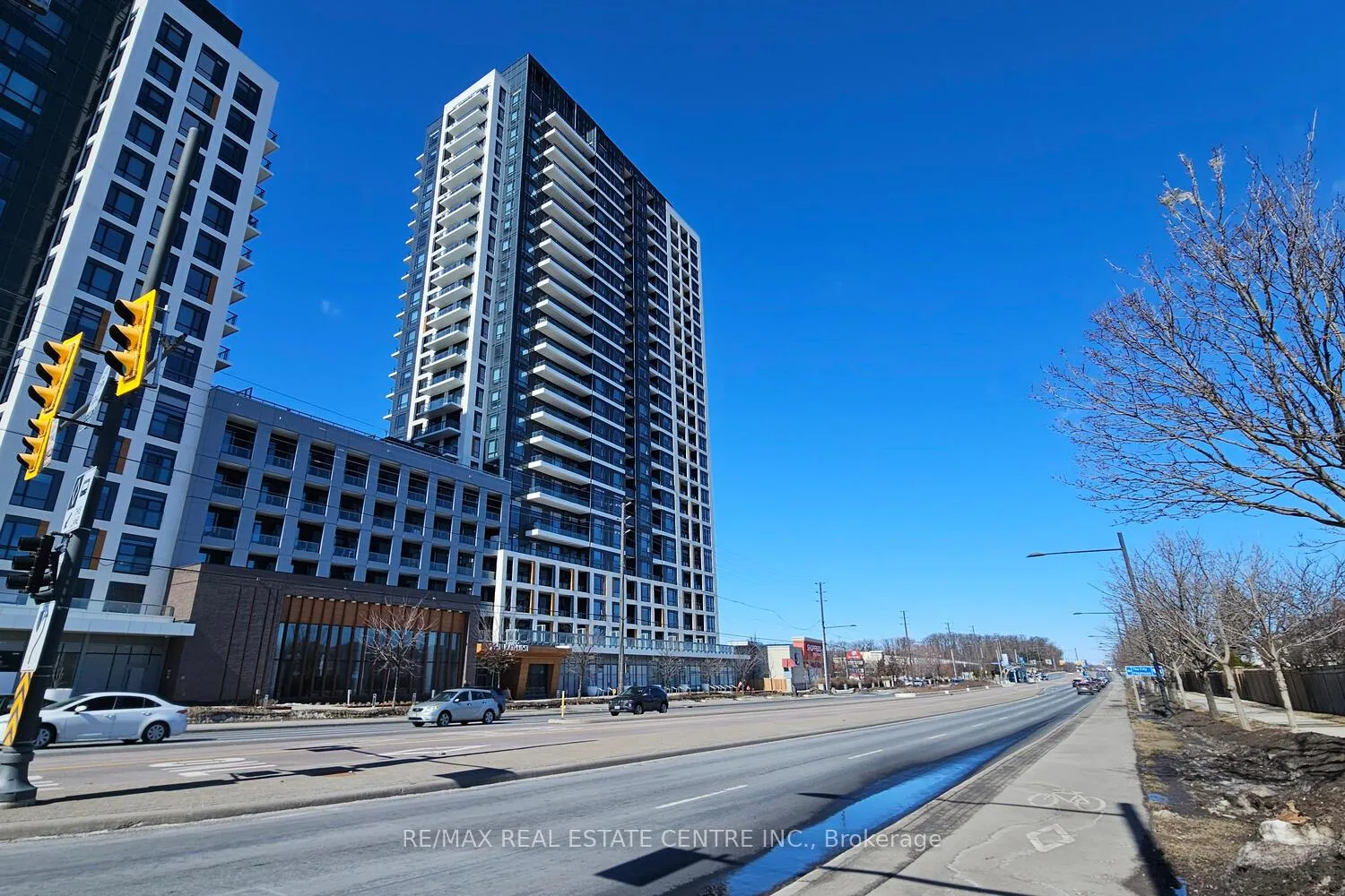 Photo 3 of Unit 416, 7950 Bathurst Street, Vaughan, Beverley Glen — HOMEH