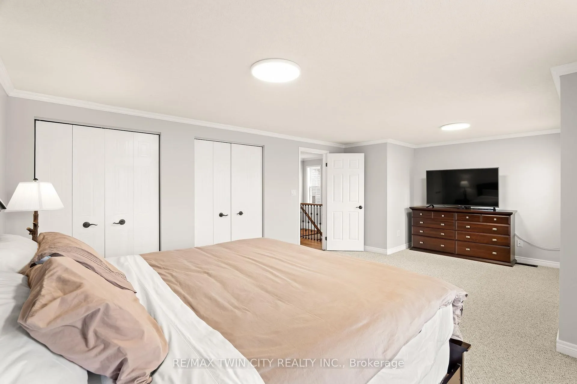 Photo 31 of 635 Bonavista Drive, Waterloo — HOMEH