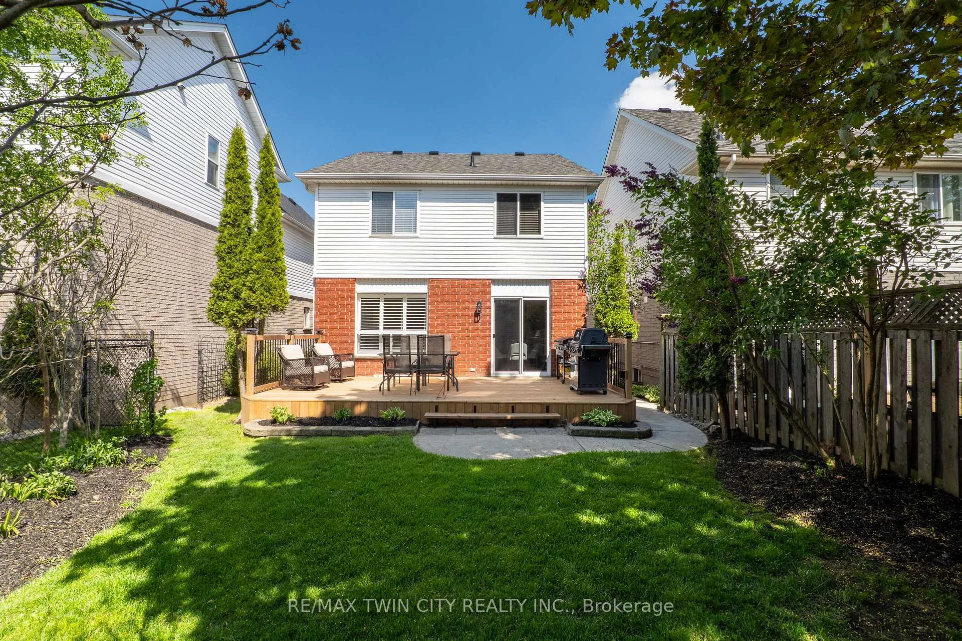 Photo 44 of 635 Bonavista Drive, Waterloo — HOMEH