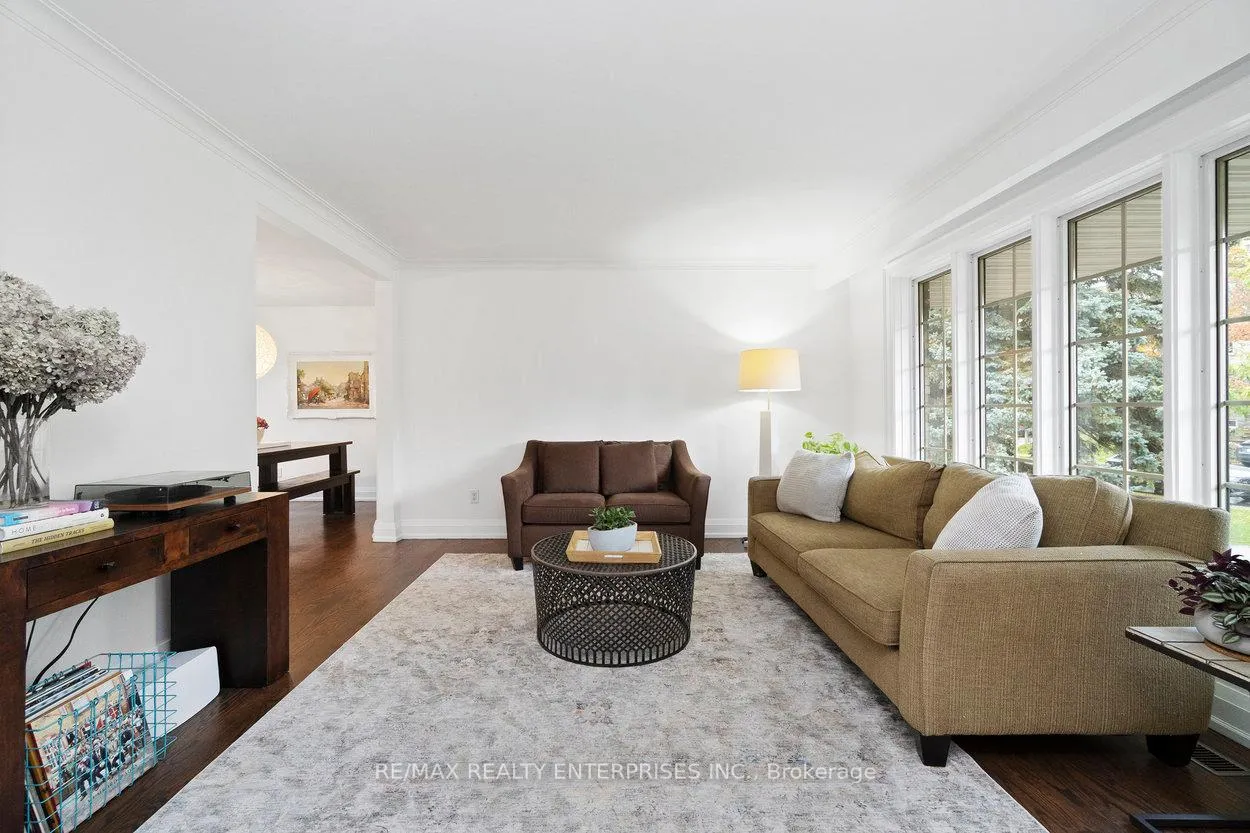 Photo 11 of 265 Snowden Road, Oakville, Bronte — HOMEH