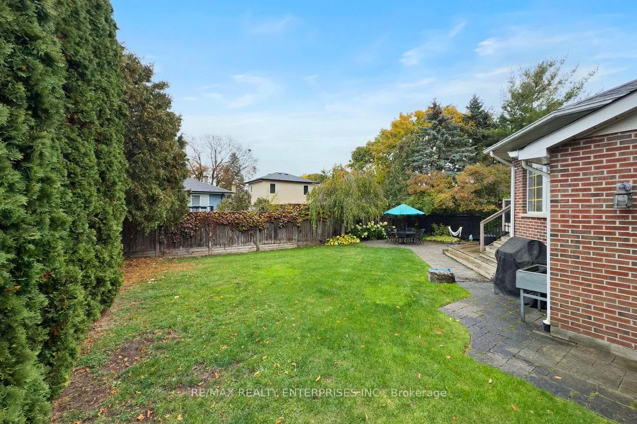 Photo 34 of 265 Snowden Road, Oakville, Bronte — HOMEH