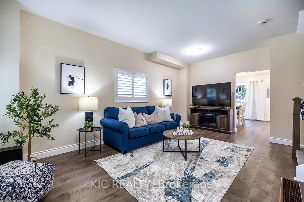 Photo 6 of 141 Waller Street, Whitby, Rolling Acres — HOMEH