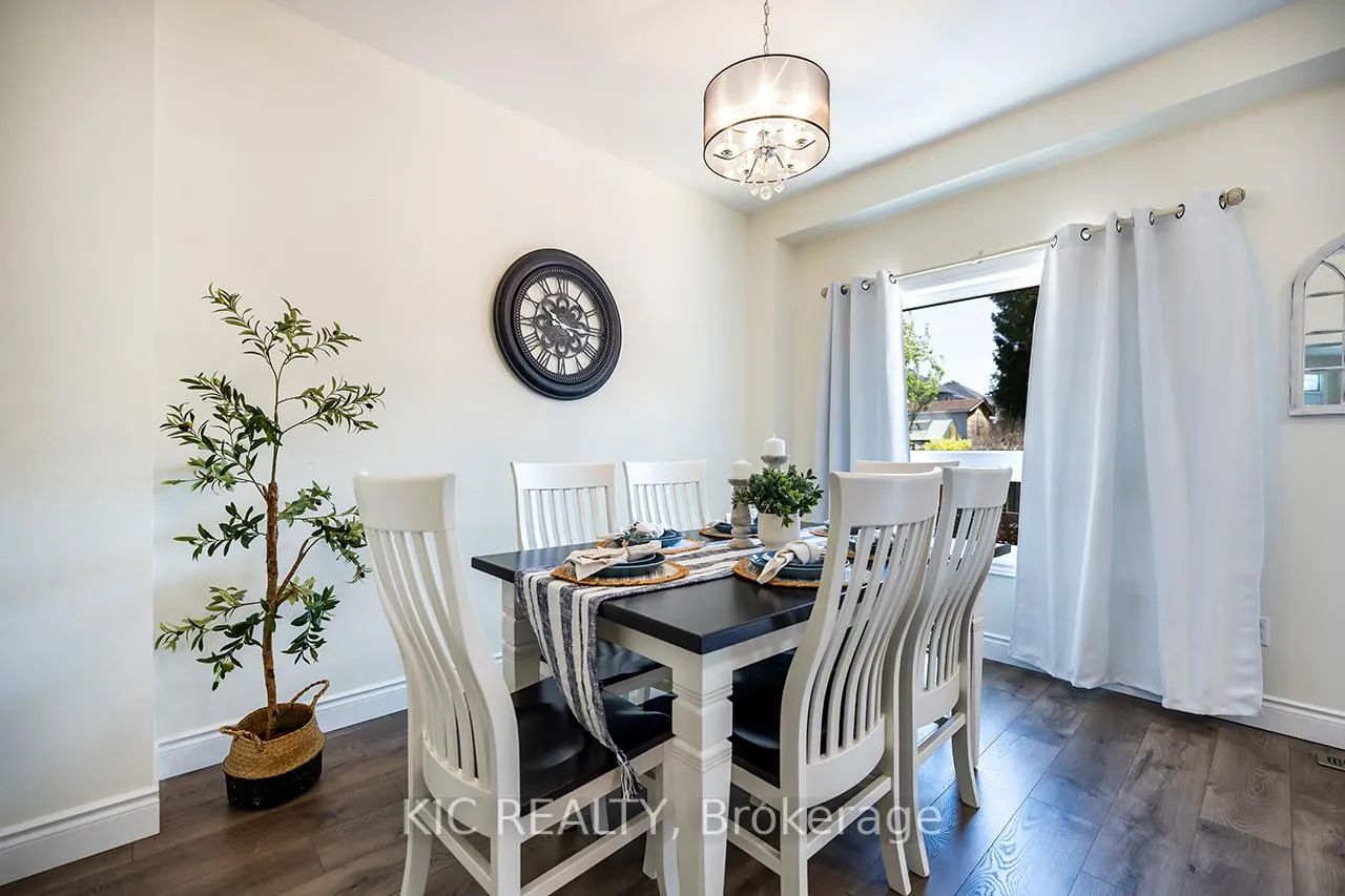 Photo 16 of 141 Waller Street, Whitby, Rolling Acres — HOMEH
