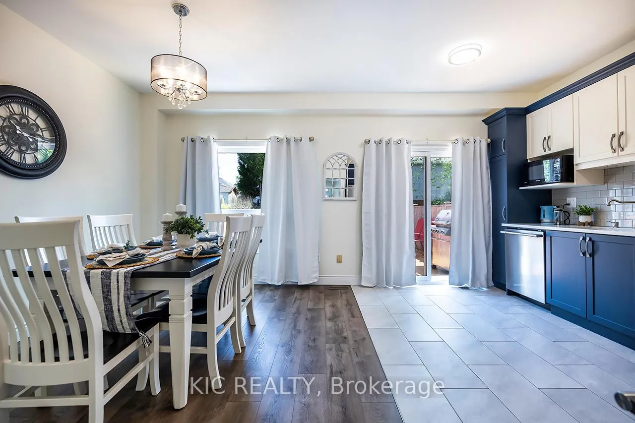 Photo 17 of 141 Waller Street, Whitby, Rolling Acres — HOMEH