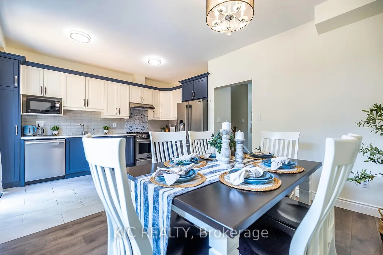 Photo 18 of 141 Waller Street, Whitby, Rolling Acres — HOMEH
