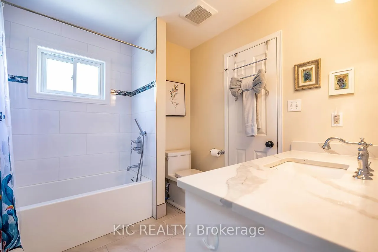 Photo 28 of 141 Waller Street, Whitby, Rolling Acres — HOMEH