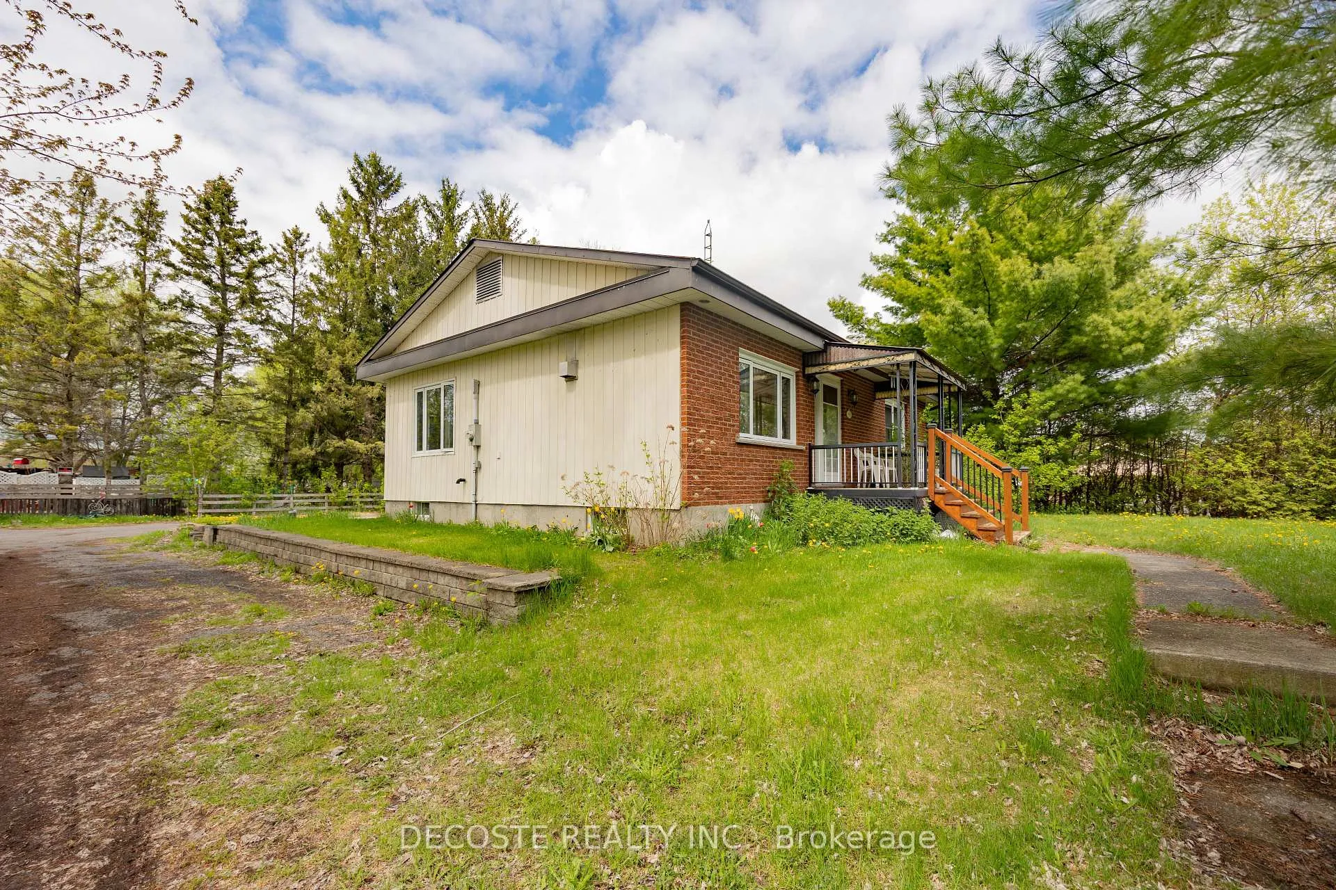 Photo 16 of 21985 Main Street, North Glengarry, North Glengarry (Lochiel) Twp — HOMEH