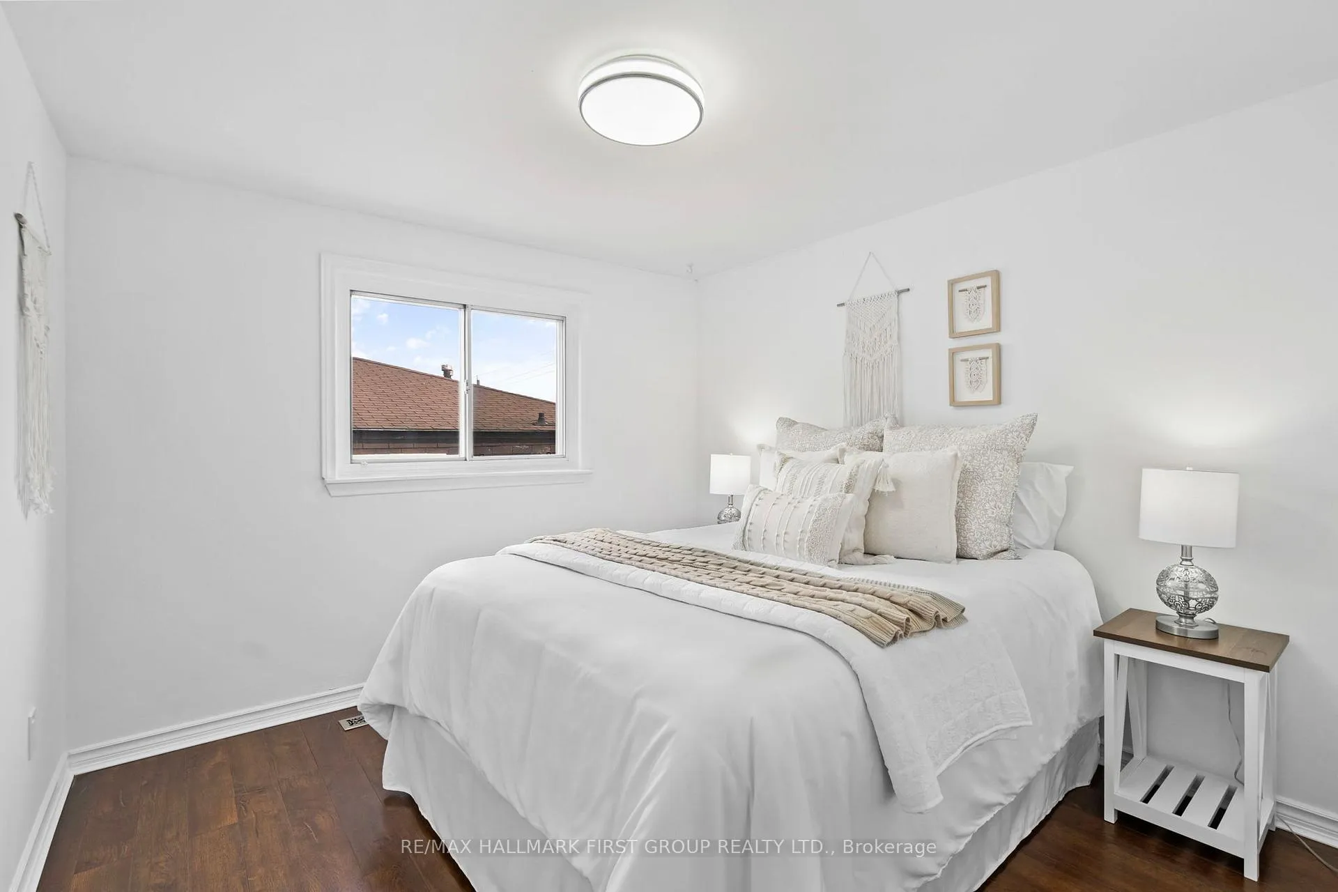 Photo 22 of 428 Dean Avenue, Oshawa, Central — HOMEH