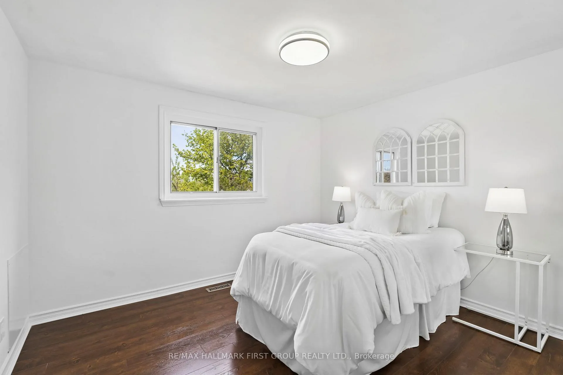 Photo 26 of 428 Dean Avenue, Oshawa, Central — HOMEH