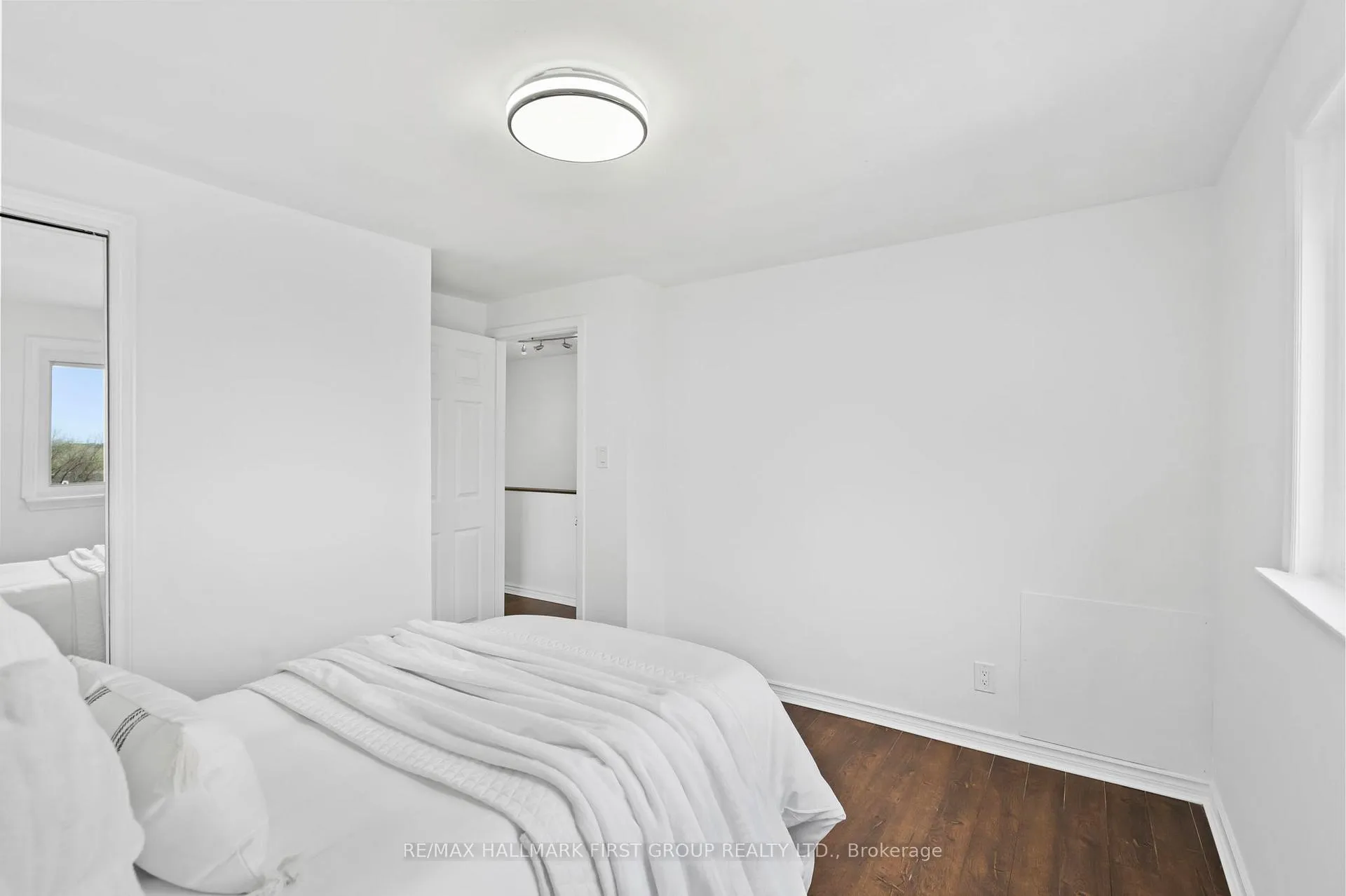 Photo 27 of 428 Dean Avenue, Oshawa, Central — HOMEH
