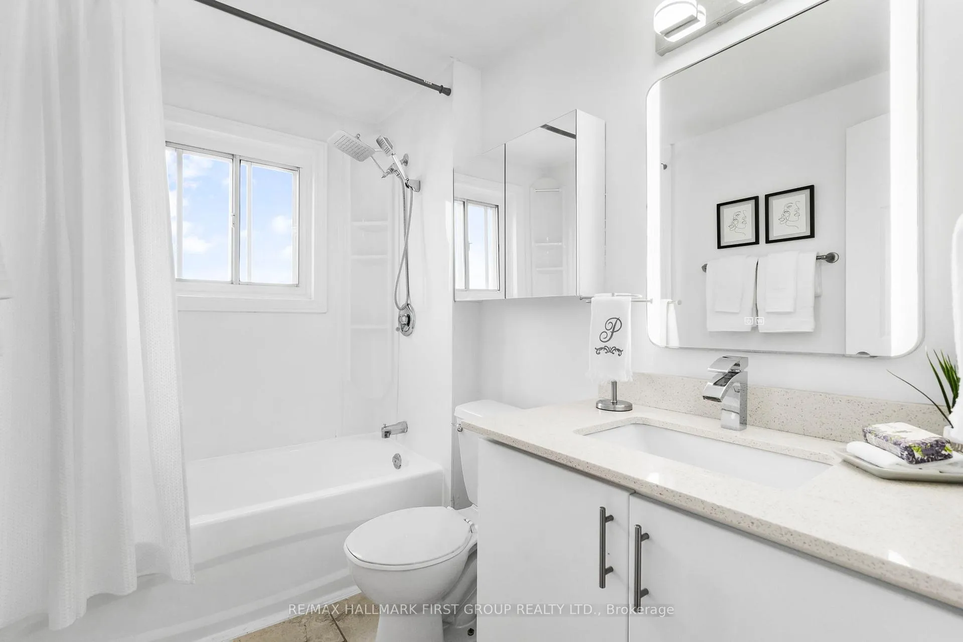 Photo 28 of 428 Dean Avenue, Oshawa, Central — HOMEH
