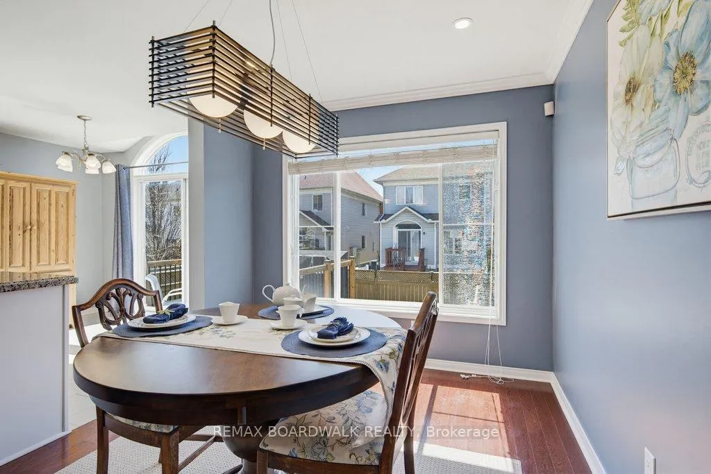 Photo 12 of 10 Valemont Street, Ottawa, Barrhaven East — HOMEH