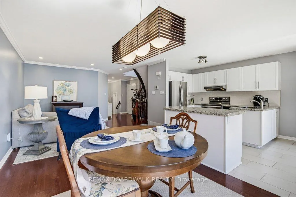 Photo 13 of 10 Valemont Street, Ottawa, Barrhaven East — HOMEH