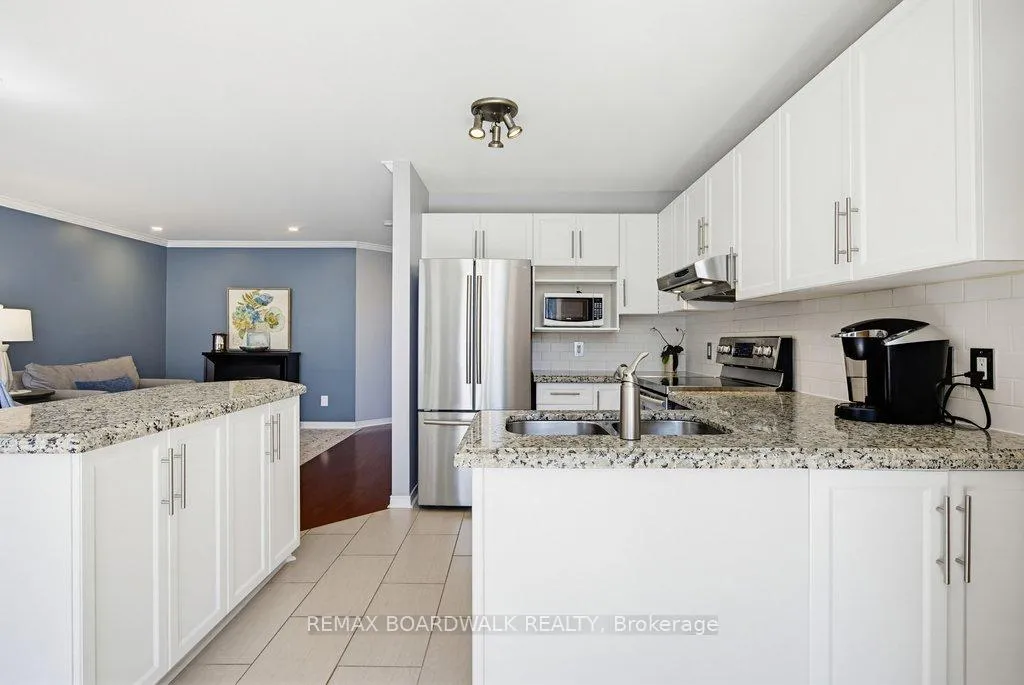Photo 16 of 10 Valemont Street, Ottawa, Barrhaven East — HOMEH