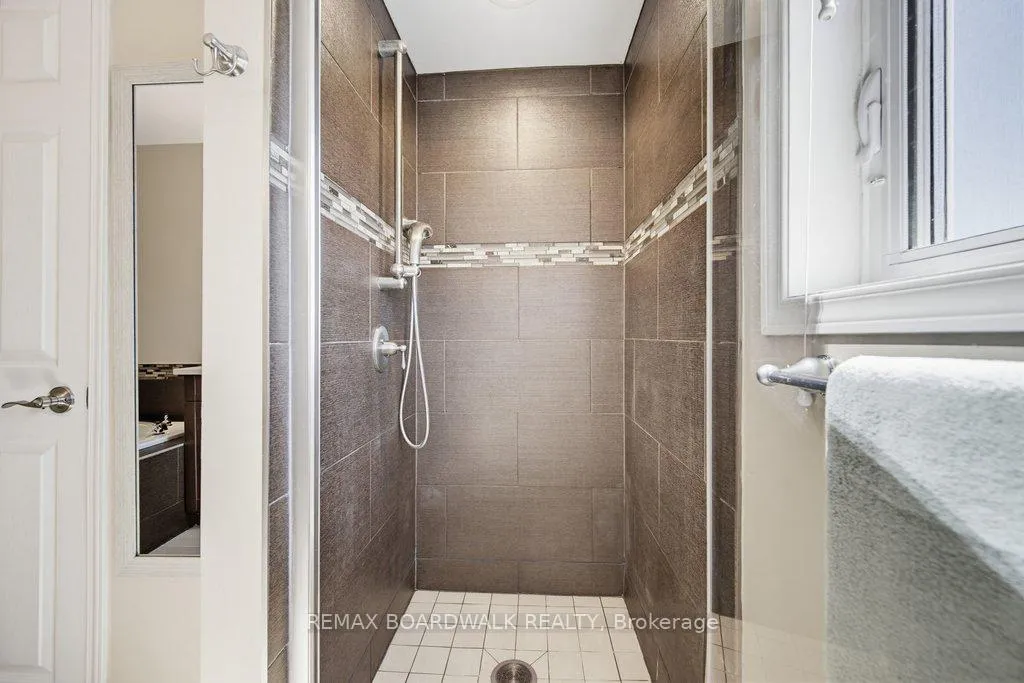 Photo 29 of 10 Valemont Street, Ottawa, Barrhaven East — HOMEH