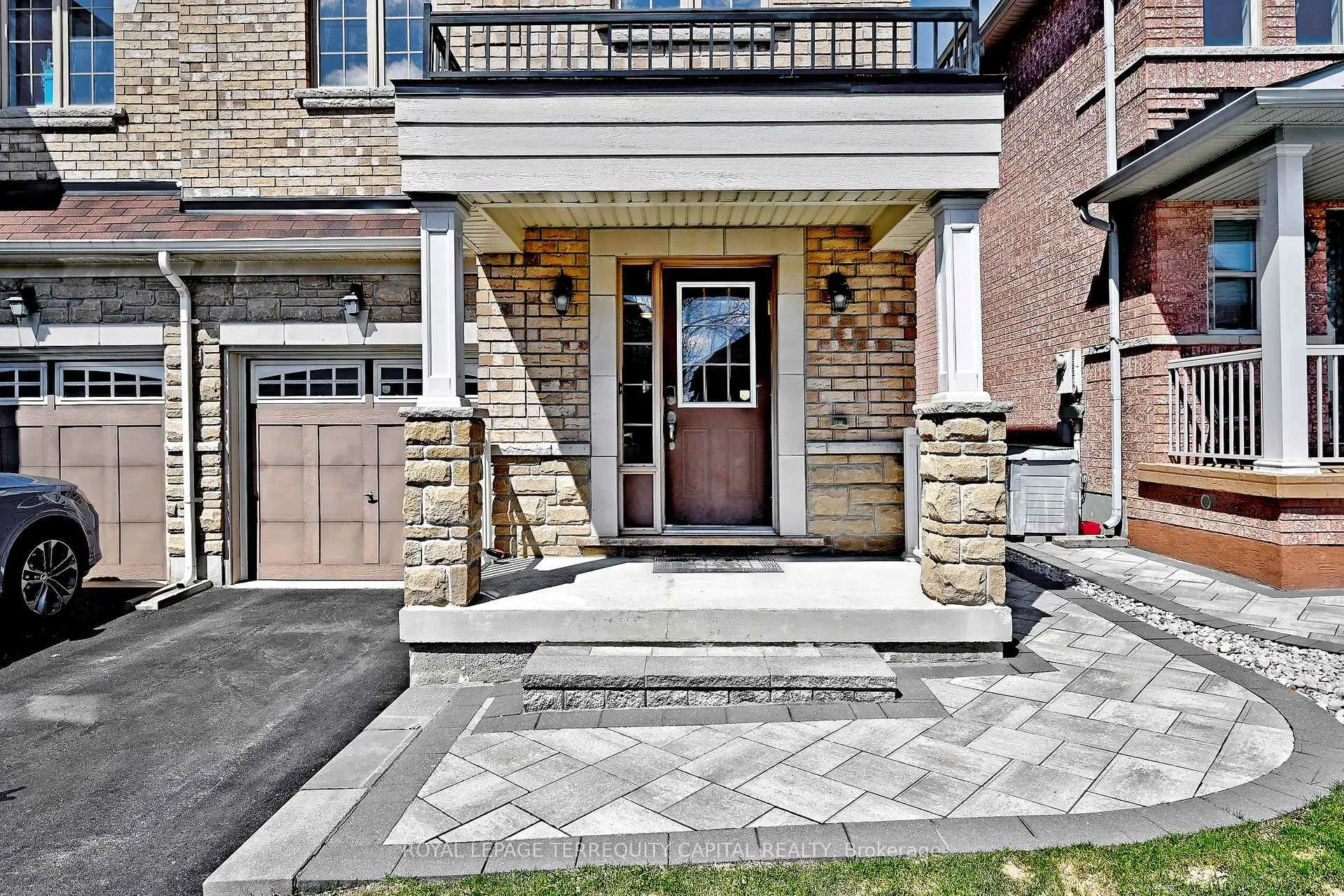 Photo 3 of 70 Lealinds Road, Vaughan, Patterson — HOMEH