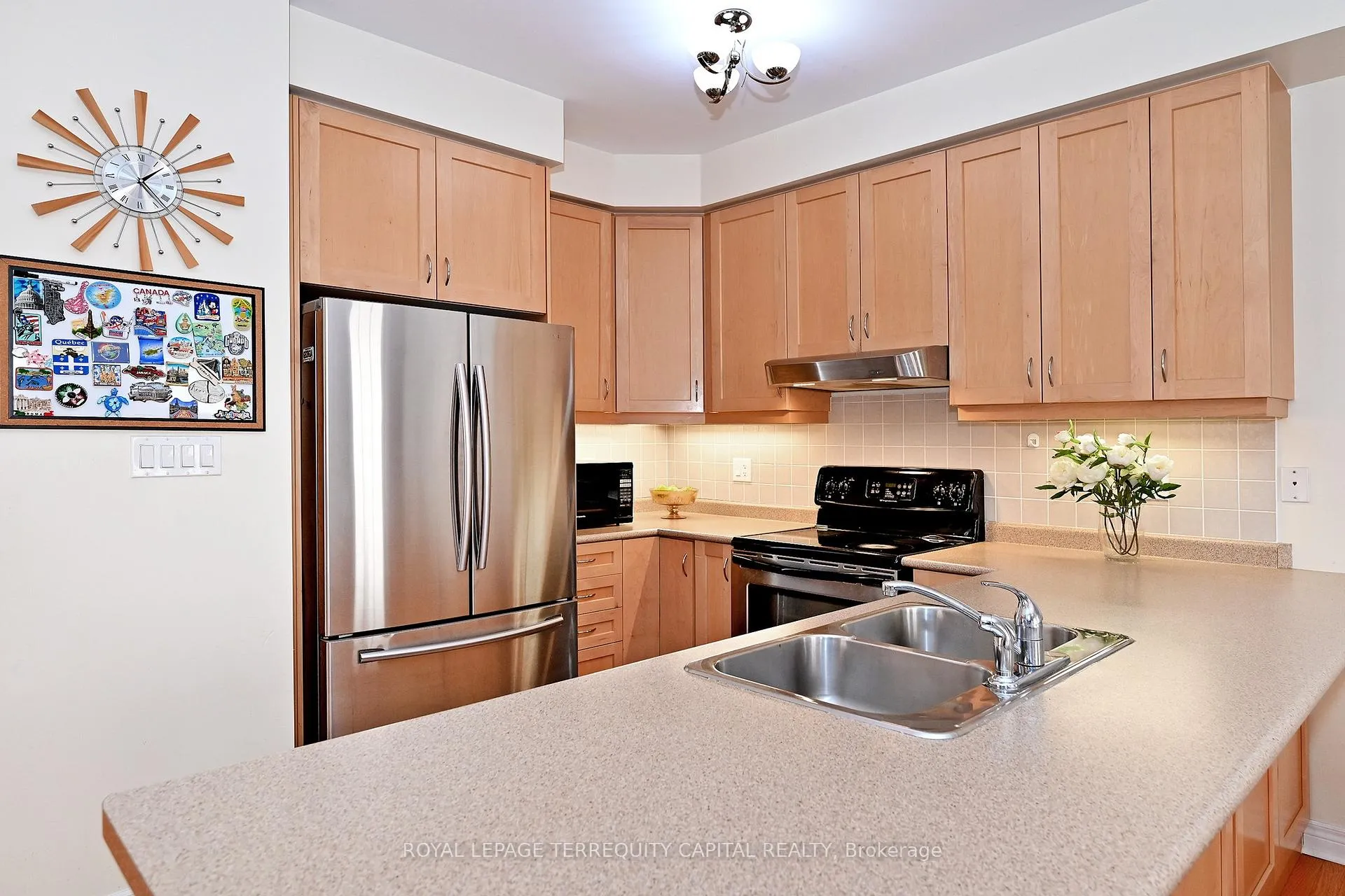 Photo 14 of 70 Lealinds Road, Vaughan, Patterson — HOMEH