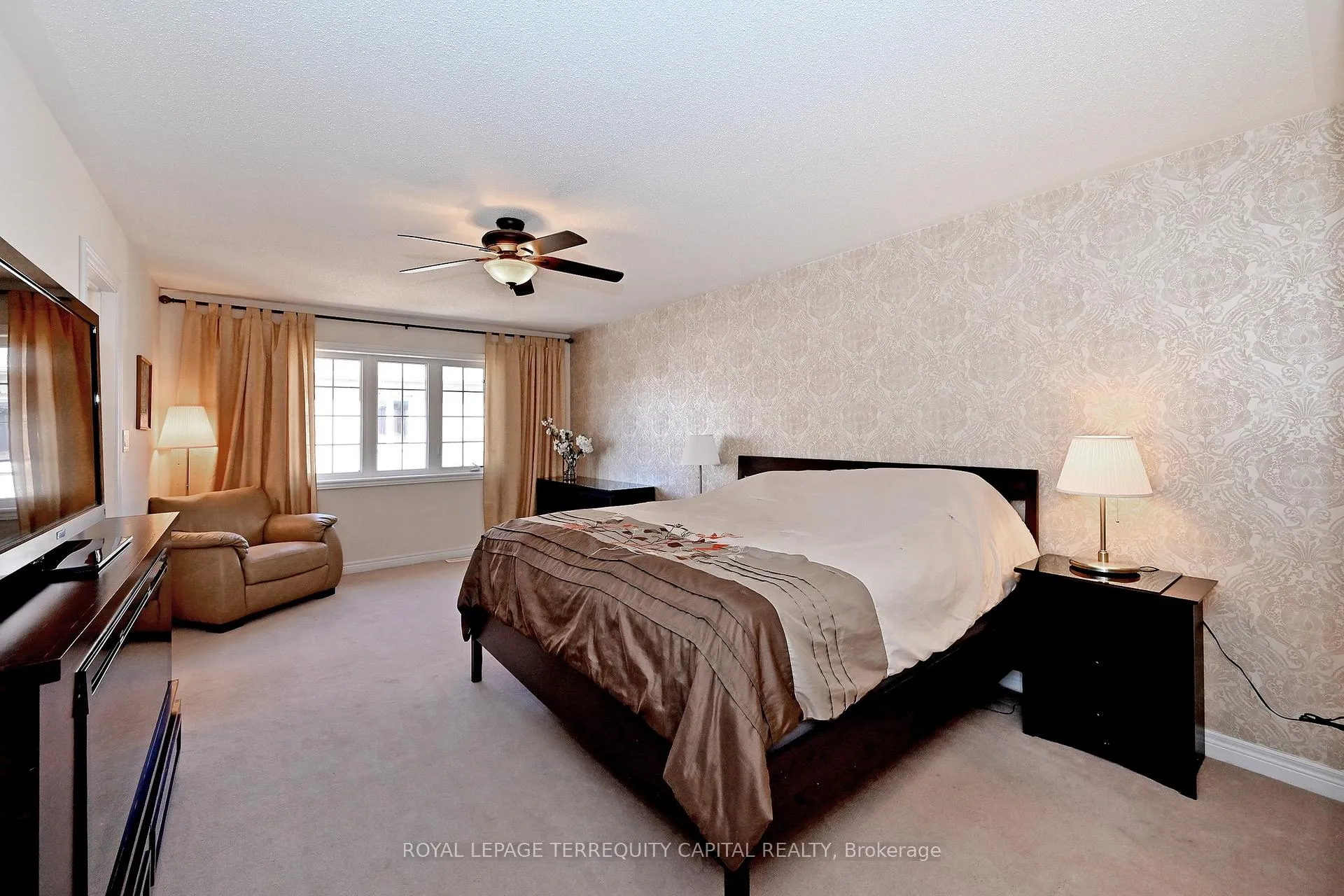 Photo 19 of 70 Lealinds Road, Vaughan, Patterson — HOMEH