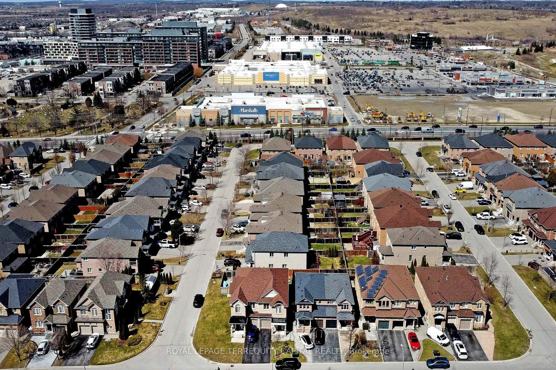 Photo 44 of 70 Lealinds Road, Vaughan, Patterson — HOMEH