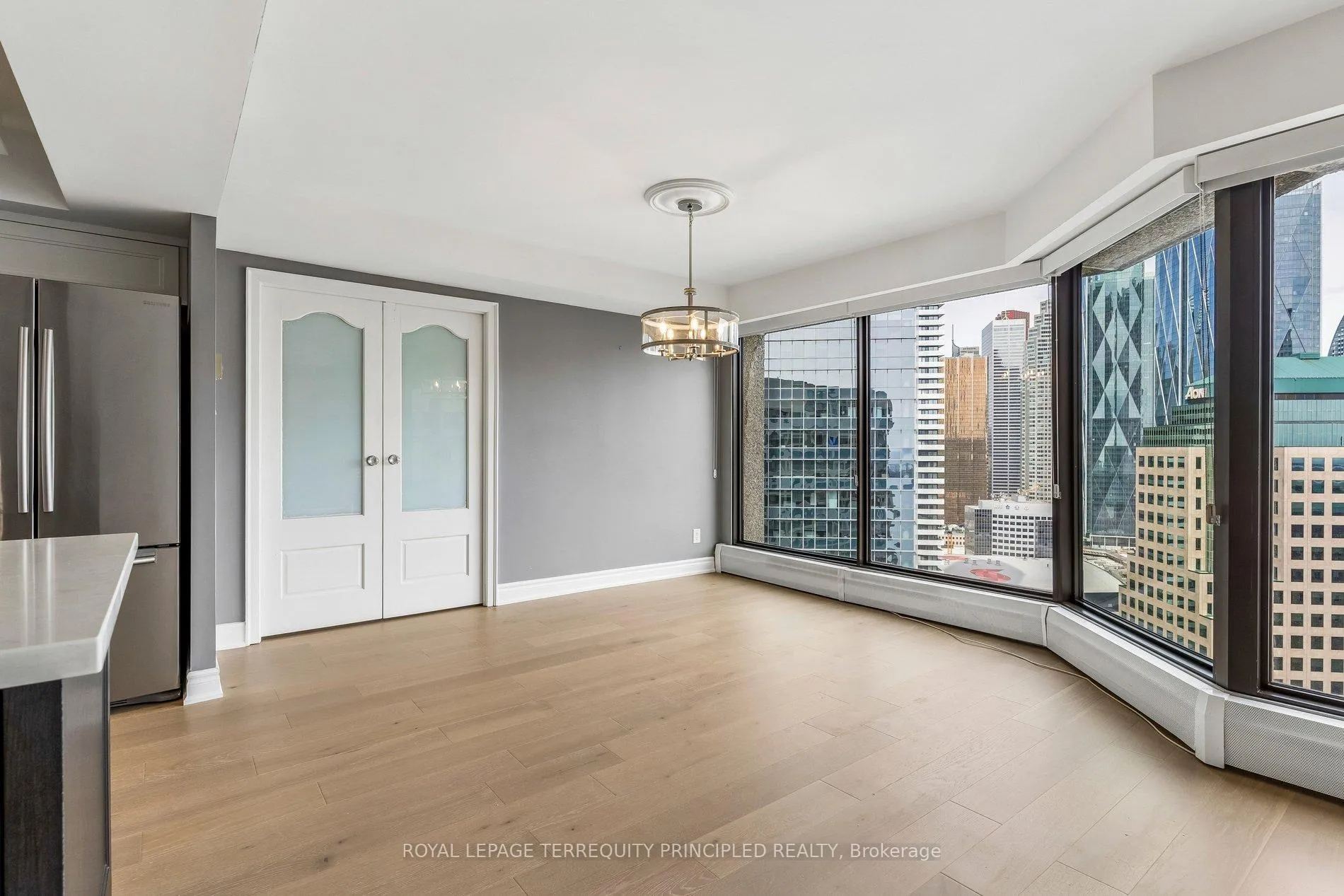 Photo 19 of Unit 3413, 55 Harbour Square, Toronto, Waterfront Communities — HOMEH