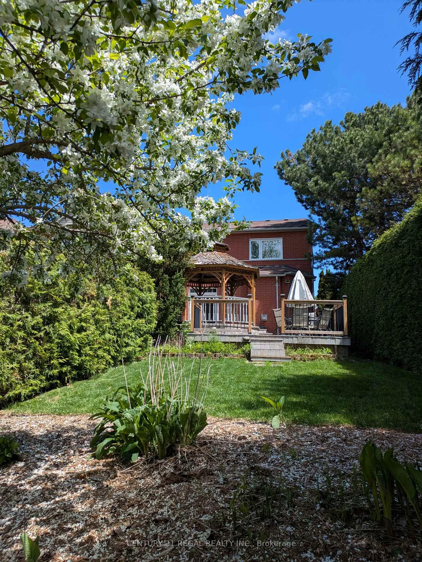 Photo 19 of 42 Ballymore Drive, Aurora, Bayview Wellington — HOMEH