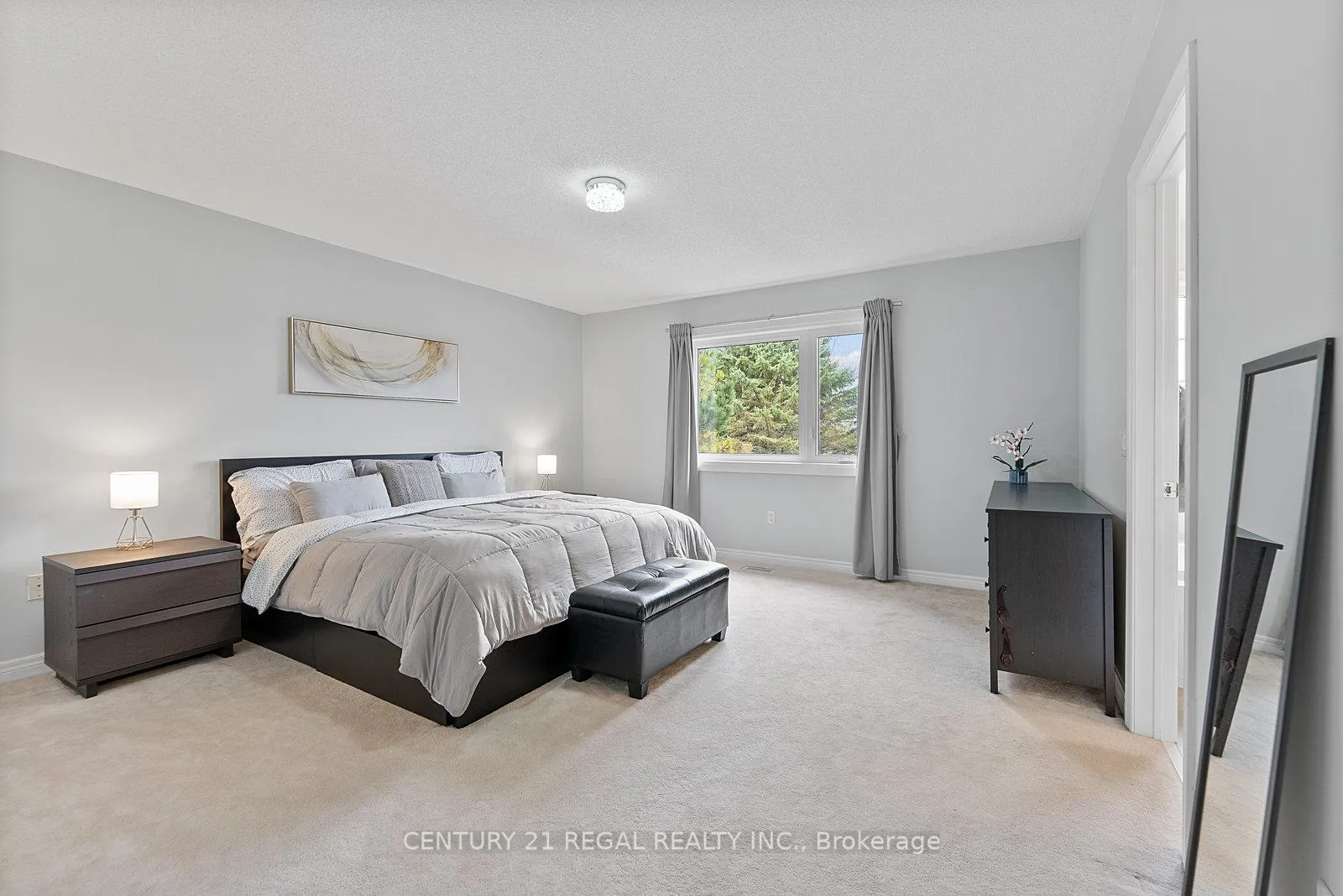 Photo 34 of 42 Ballymore Drive, Aurora, Bayview Wellington — HOMEH