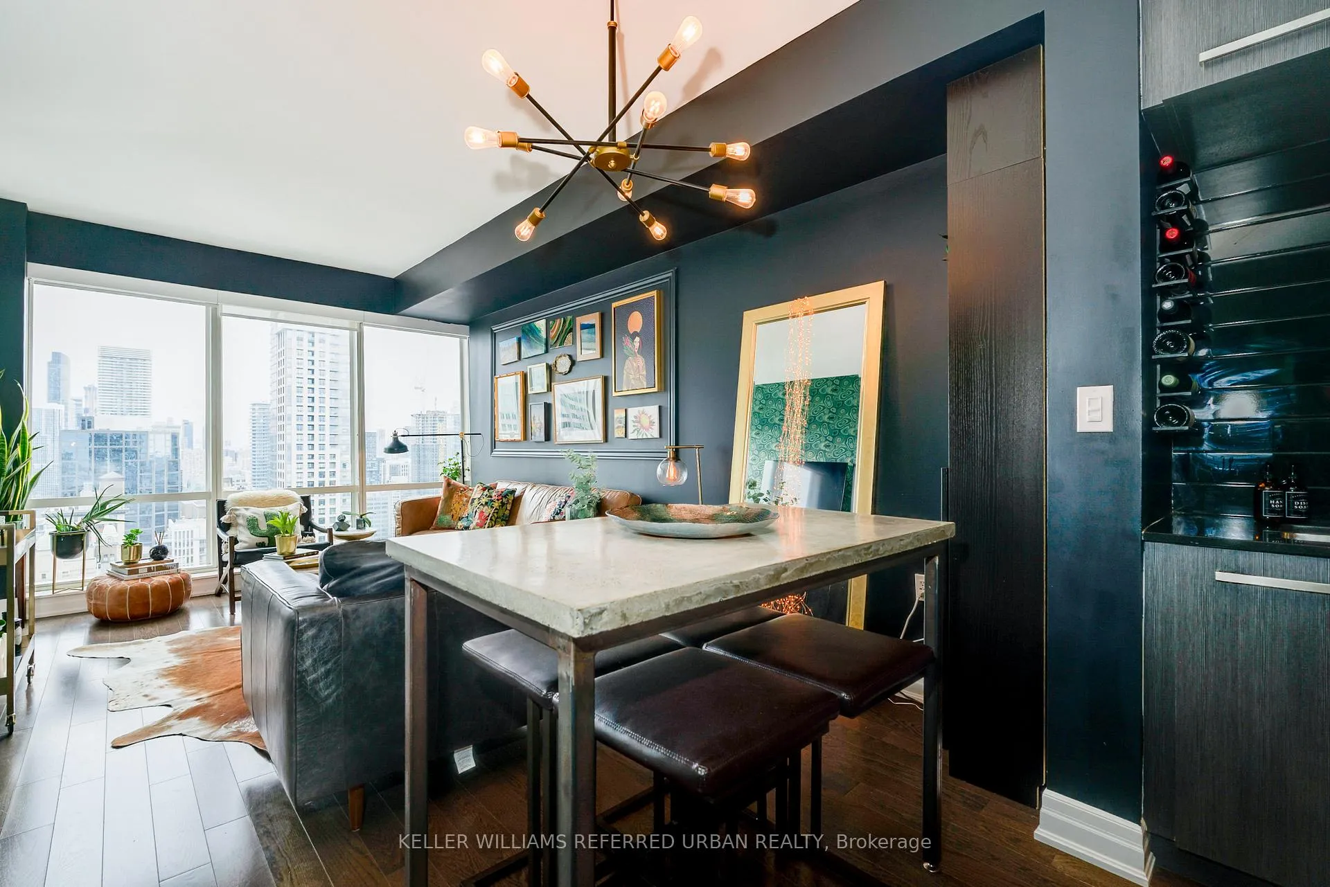 Photo 5 of Unit 3607, 8 The Esplanade, Toronto, Waterfront Communities — HOMEH