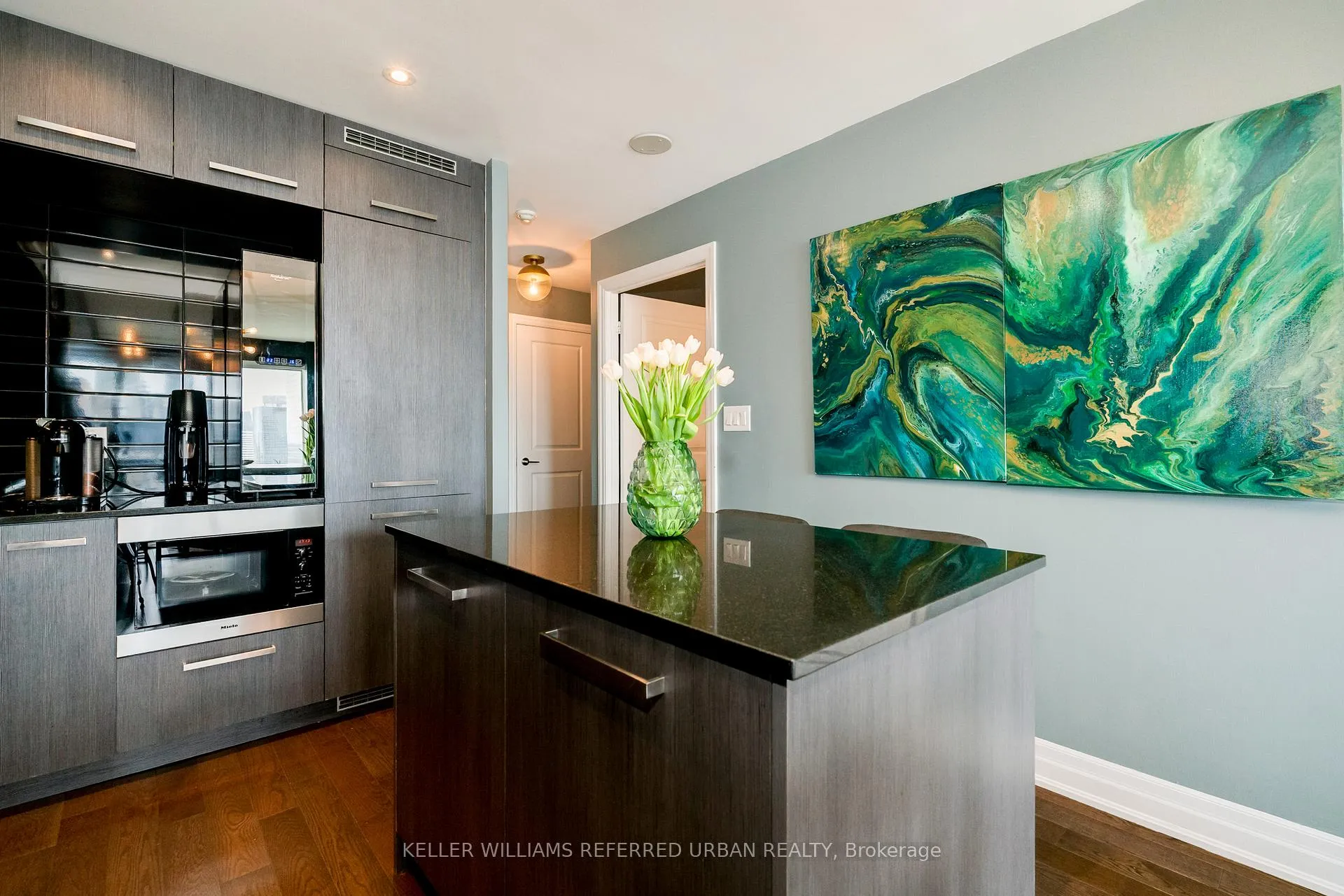 Photo 8 of Unit 3607, 8 The Esplanade, Toronto, Waterfront Communities — HOMEH