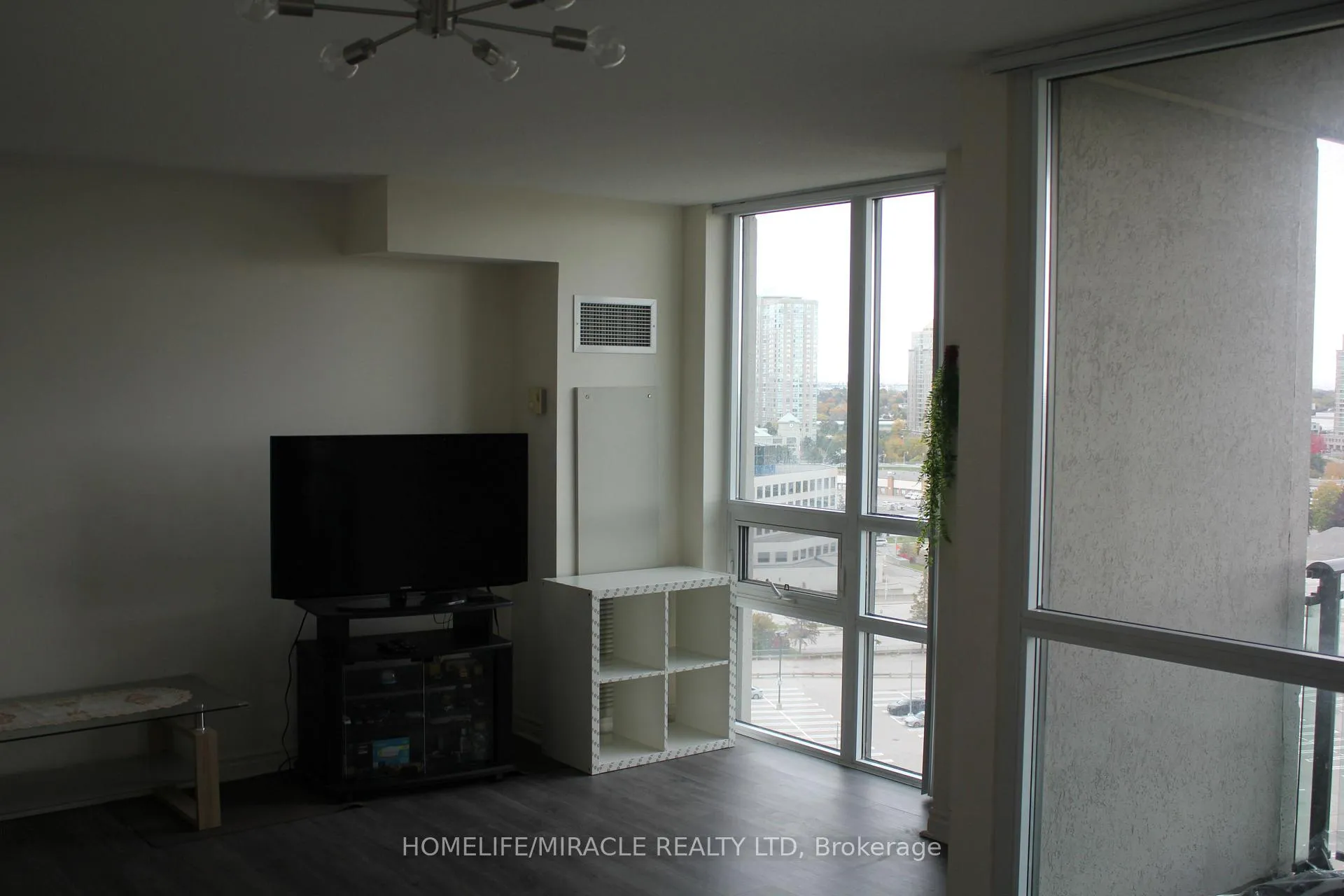 Photo 6 of Unit 1608, 88 Grangeway Avenue, Scarborough, Woburn — HOMEH